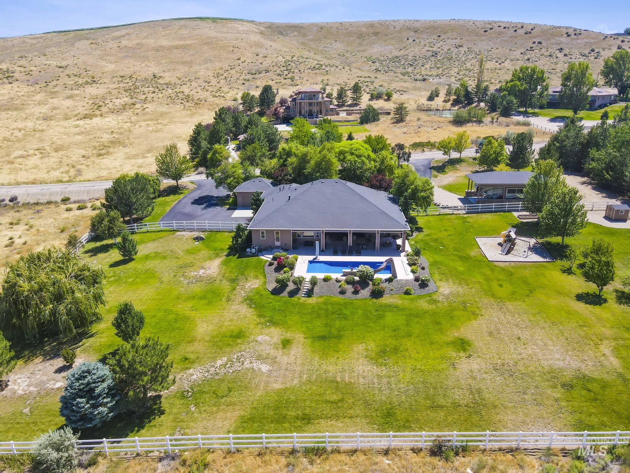 5522 W Hollilynn Drive, Boise, Idaho 83709, 4 Bedrooms, 3 Bathrooms, Residential For Sale, Price $1,799,999, 98982620