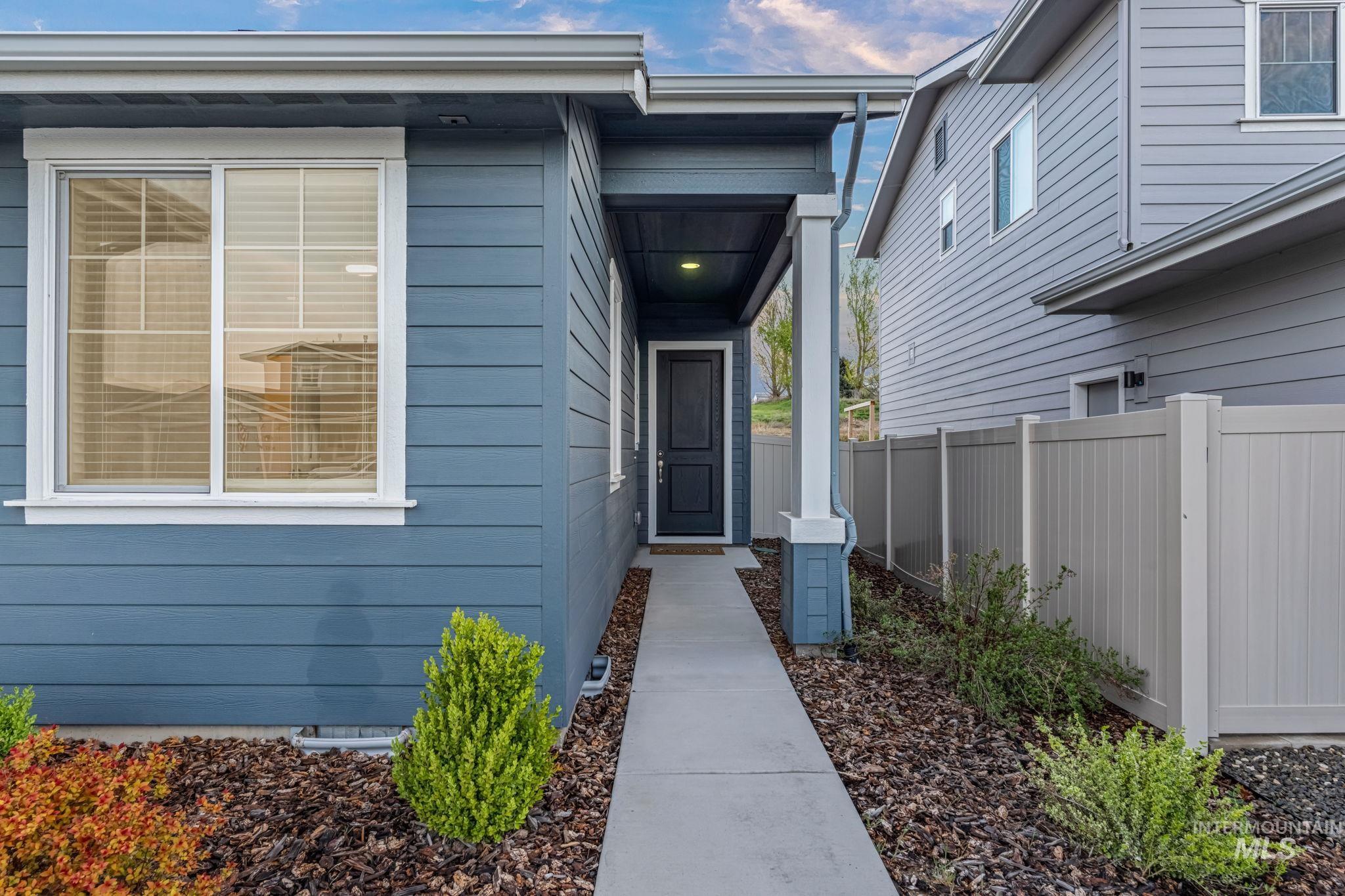 9036 W W Virginia City Dr., Star, Idaho 83669, 3 Bedrooms, 2 Bathrooms, Residential For Sale, Price $509,000, 98982622