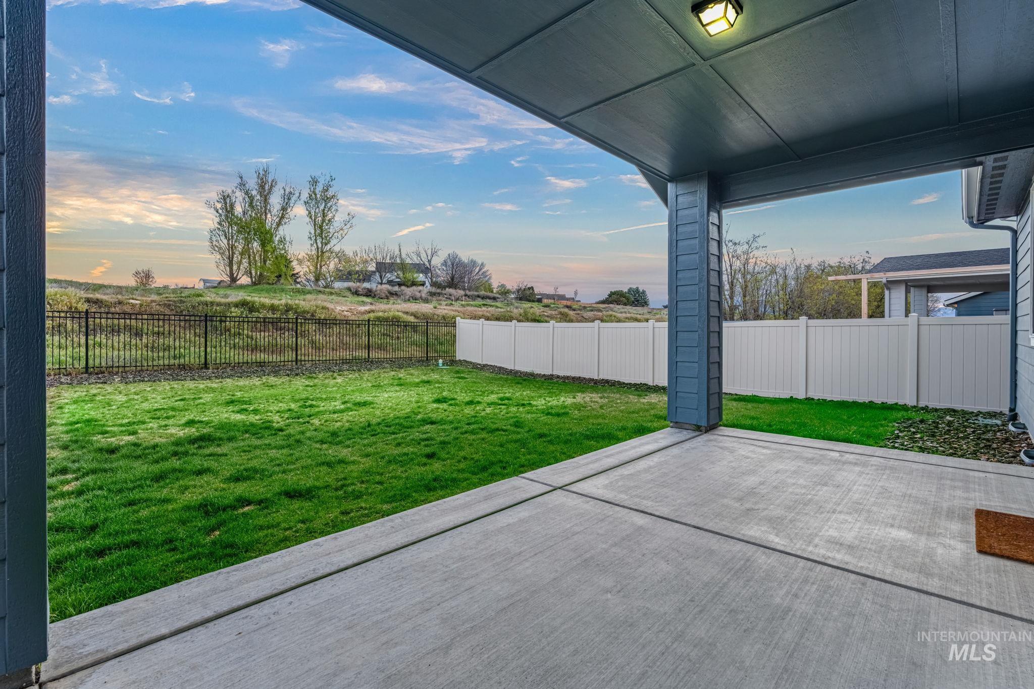 9036 W W Virginia City Dr., Star, Idaho 83669, 3 Bedrooms, 2 Bathrooms, Residential For Sale, Price $509,000, 98982622