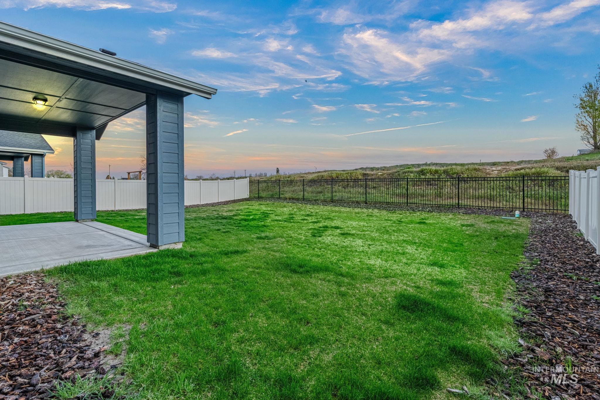 9036 W W Virginia City Dr., Star, Idaho 83669, 3 Bedrooms, 2 Bathrooms, Residential For Sale, Price $509,000, 98982622