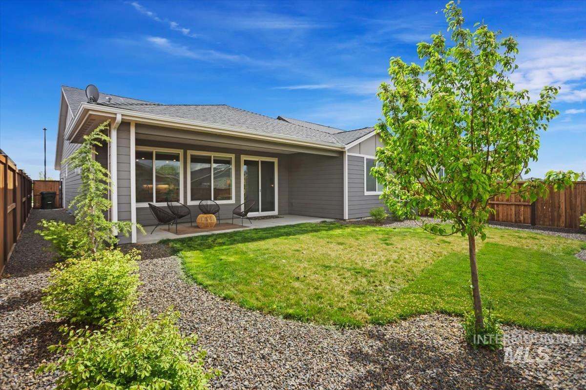 11927 S Integrity Ln, Kuna, Idaho 83634, 3 Bedrooms, 2.5 Bathrooms, Residential For Sale, Price $619,900,MLS 98982623