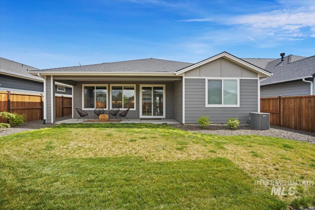 11927 S Integrity Ln, Kuna, Idaho 83634, 3 Bedrooms, 2.5 Bathrooms, Residential For Sale, Price $619,900,MLS 98982623