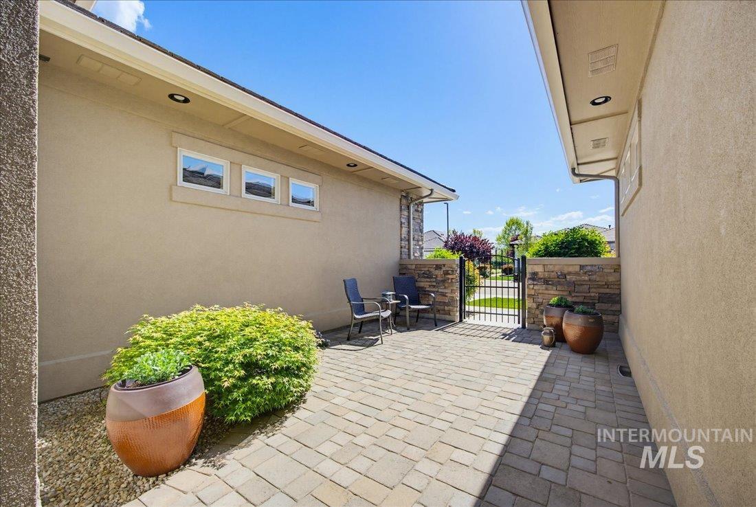 6642 N Crantini Way, Meridian, Idaho 83646, 3 Bedrooms, 2.5 Bathrooms, Residential For Sale, Price $1,250,000,MLS 98982624