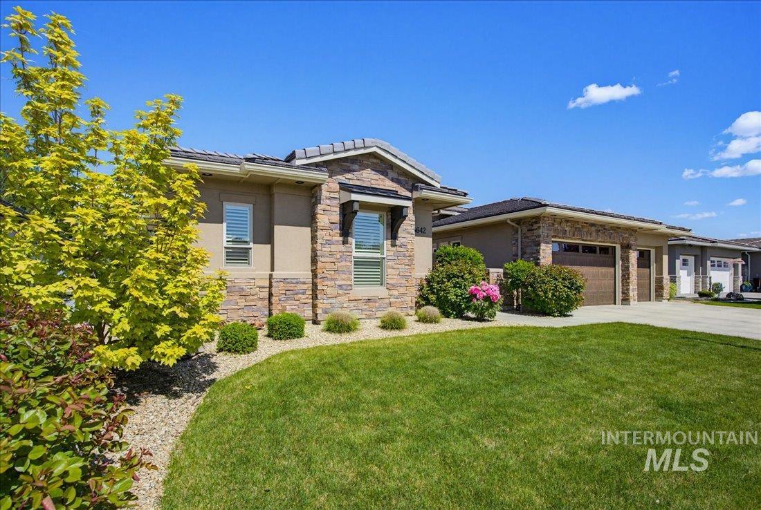 6642 N Crantini Way, Meridian, Idaho 83646, 3 Bedrooms, 2.5 Bathrooms, Residential For Sale, Price $1,250,000, 98982624