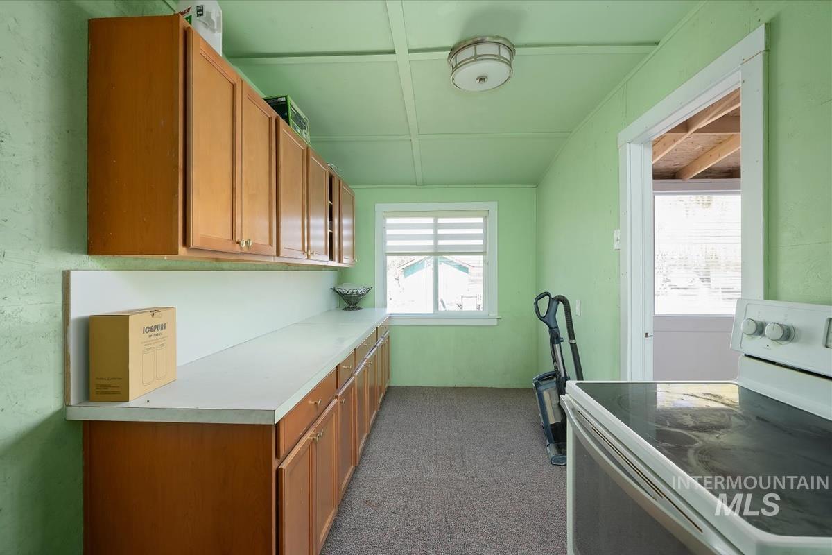 5863 3rd Ave, Nampa, Idaho 83686-9583, 4 Bedrooms, 2 Bathrooms, Residential For Sale, Price $585,000,MLS 98982626