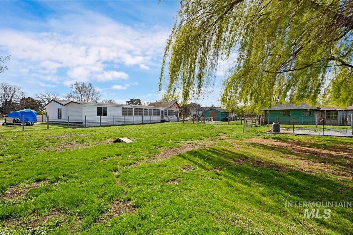 5863 3rd Ave, Nampa, Idaho 83686-9583, 4 Bedrooms, 2 Bathrooms, Residential For Sale, Price $585,000,MLS 98982626