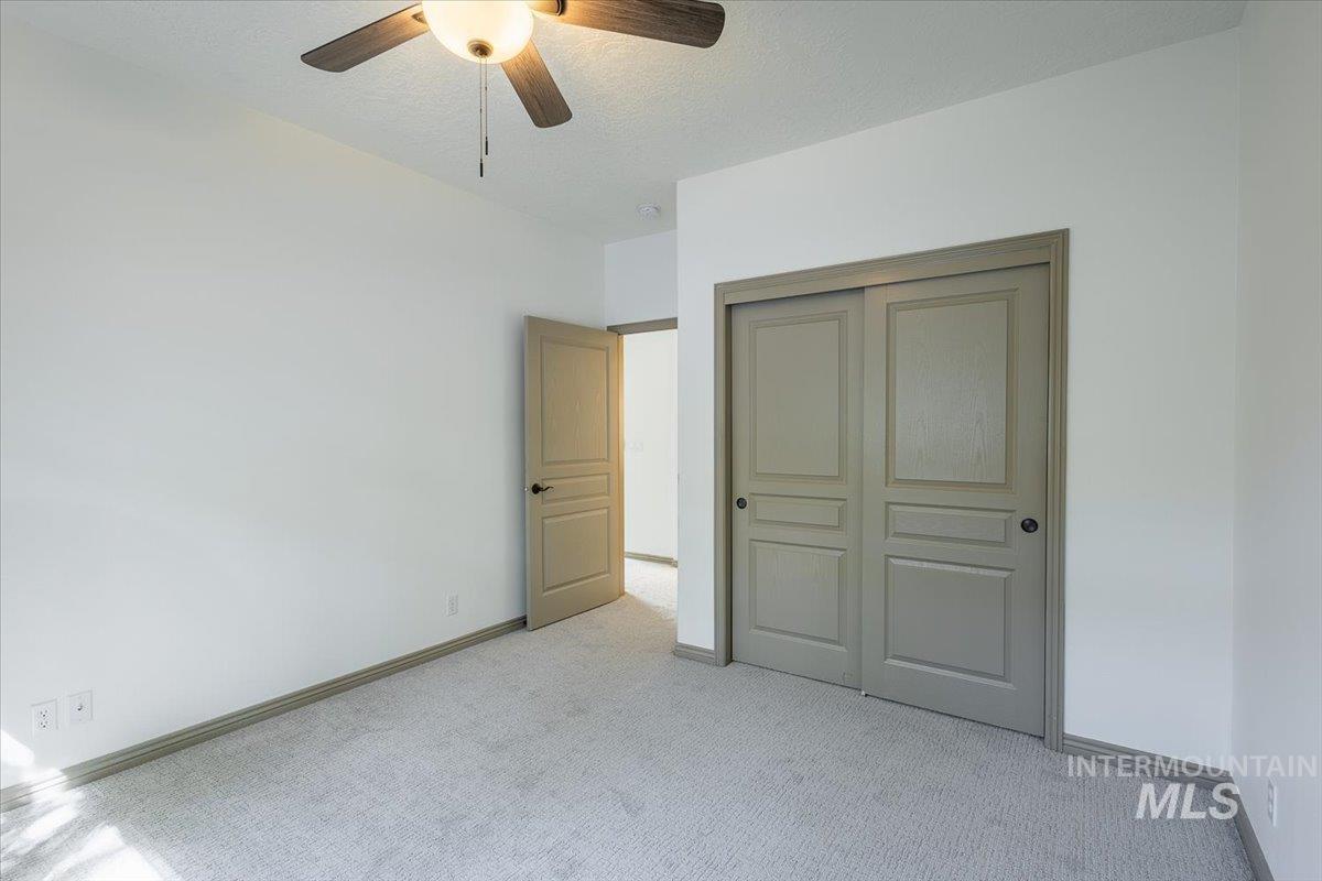 336 S Golden Eagle Lane, Eagle, Idaho 83616, 2 Bedrooms, 2 Bathrooms, Residential For Sale, Price $389,900, 98982627