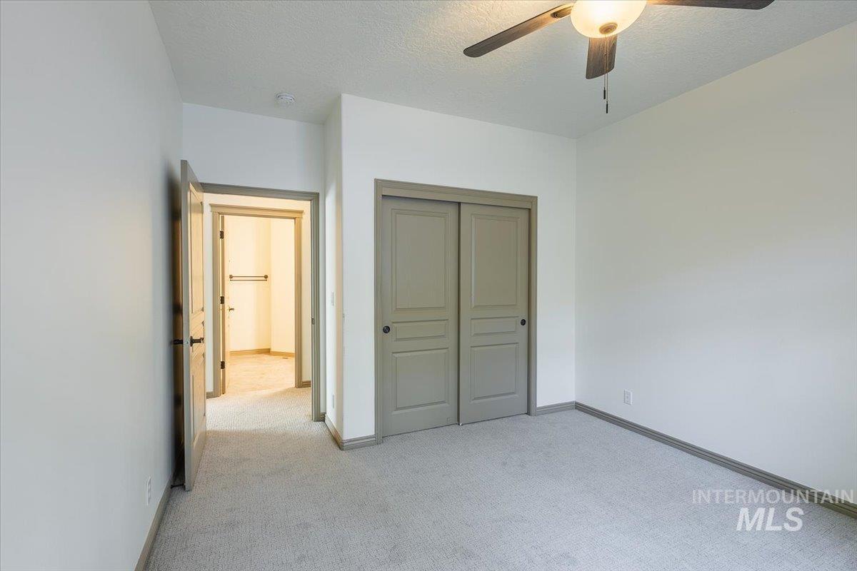 336 S Golden Eagle Lane, Eagle, Idaho 83616, 2 Bedrooms, 2 Bathrooms, Residential For Sale, Price $389,900, 98982627