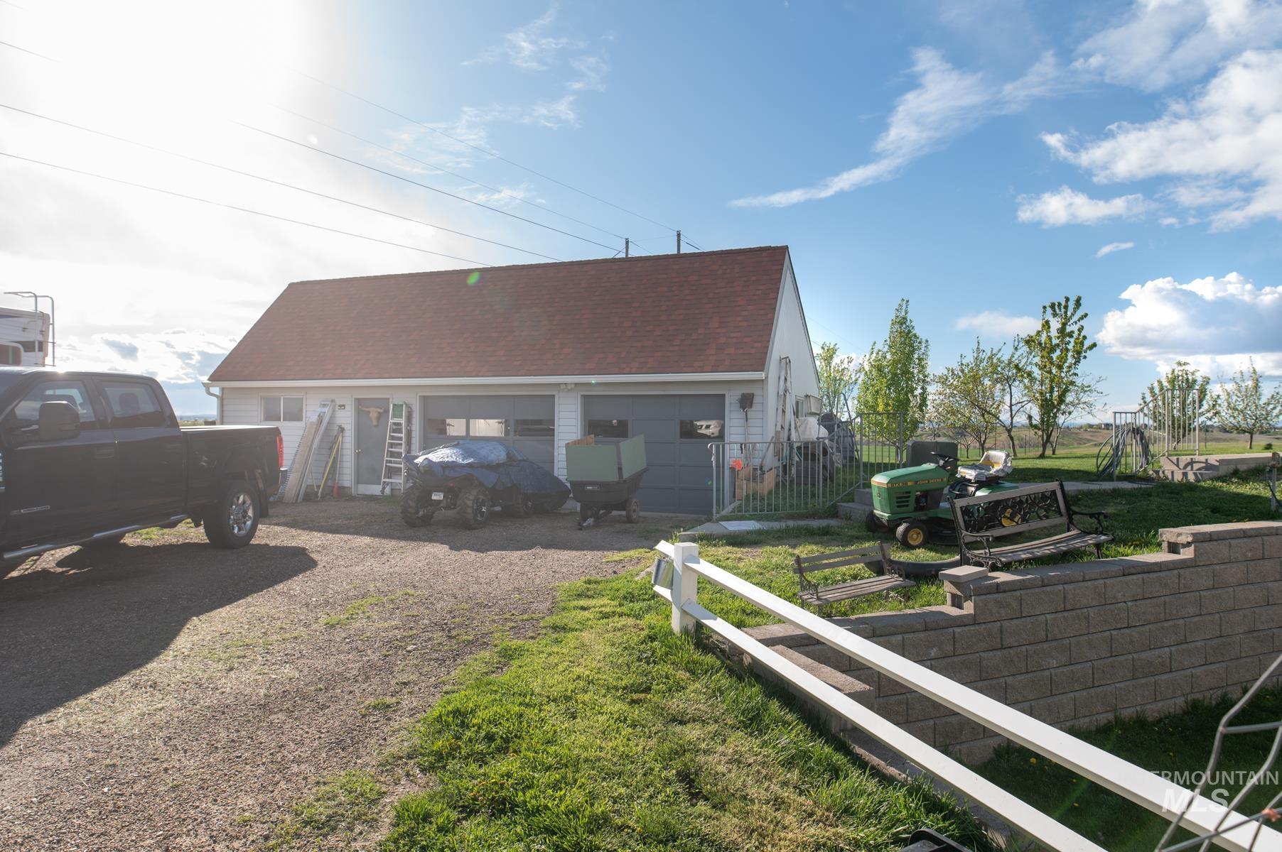 2400 Fairview Ave, Fruitland, Idaho 83619, 4 Bedrooms, 3 Bathrooms, Residential For Sale, Price $799,000,MLS 98982629