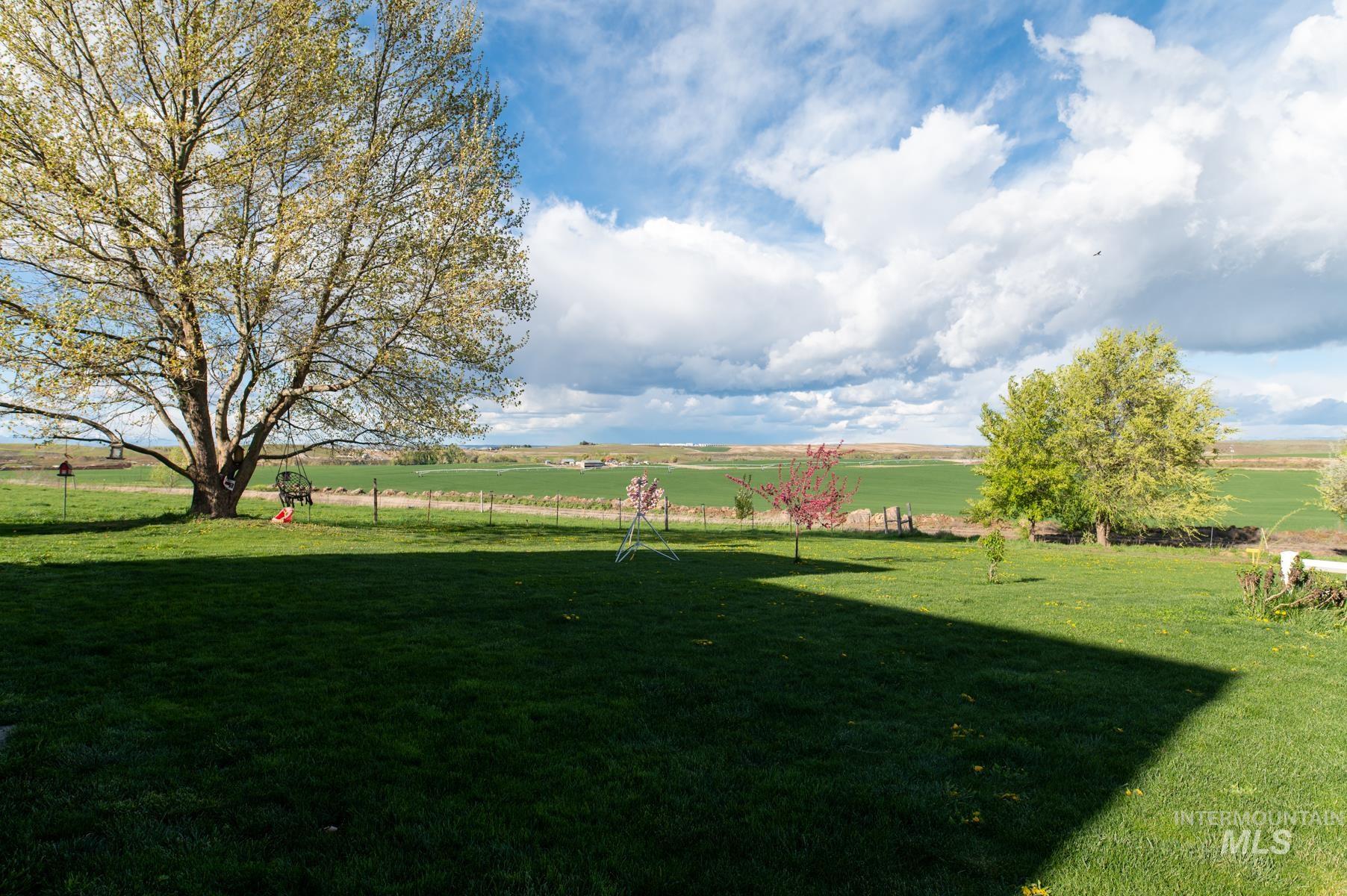 2400 Fairview Ave, Fruitland, Idaho 83619, 4 Bedrooms, 3 Bathrooms, Residential For Sale, Price $799,000,MLS 98982629