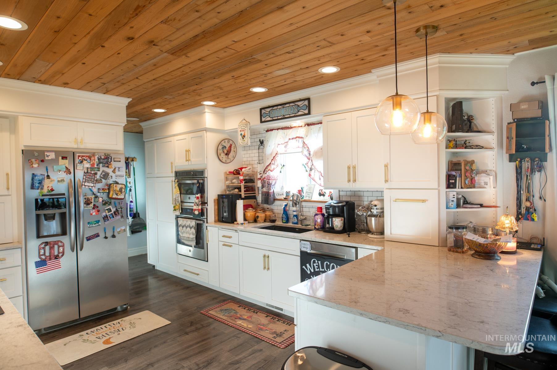 2400 Fairview Ave, Fruitland, Idaho 83619, 4 Bedrooms, 3 Bathrooms, Residential For Sale, Price $799,000,MLS 98982629