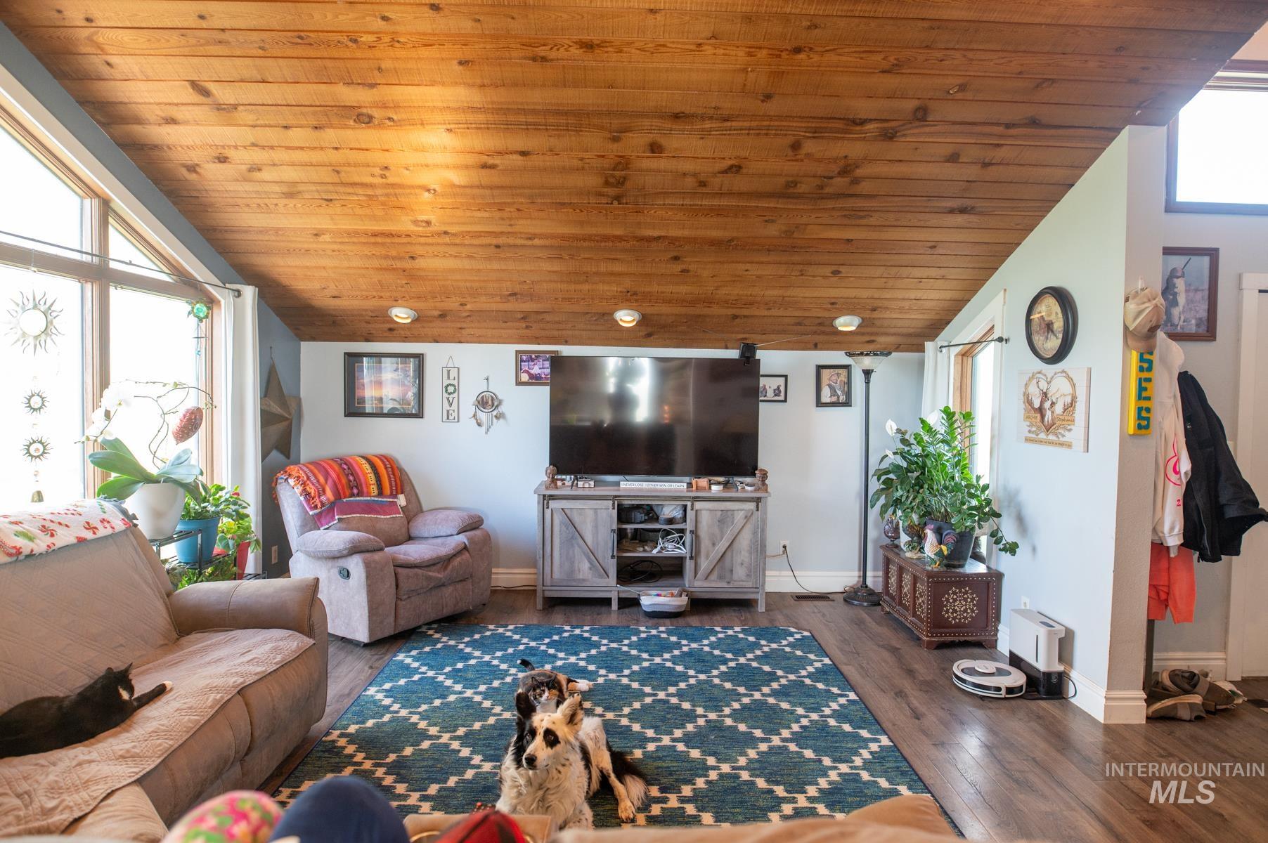 2400 Fairview Ave, Fruitland, Idaho 83619, 4 Bedrooms, 3 Bathrooms, Residential For Sale, Price $799,000,MLS 98982629