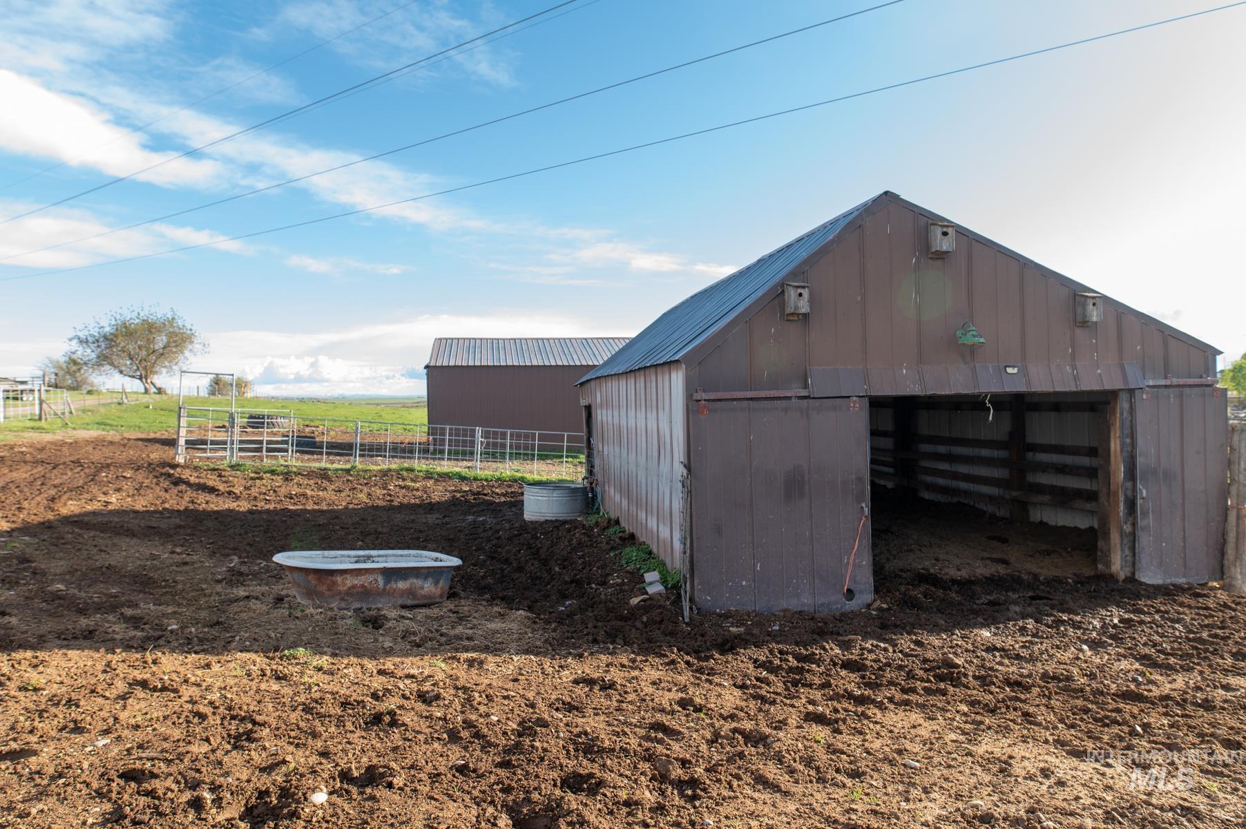 2400 Fairview Ave, Fruitland, Idaho 83619, 4 Bedrooms, 3 Bathrooms, Residential For Sale, Price $799,000,MLS 98982629
