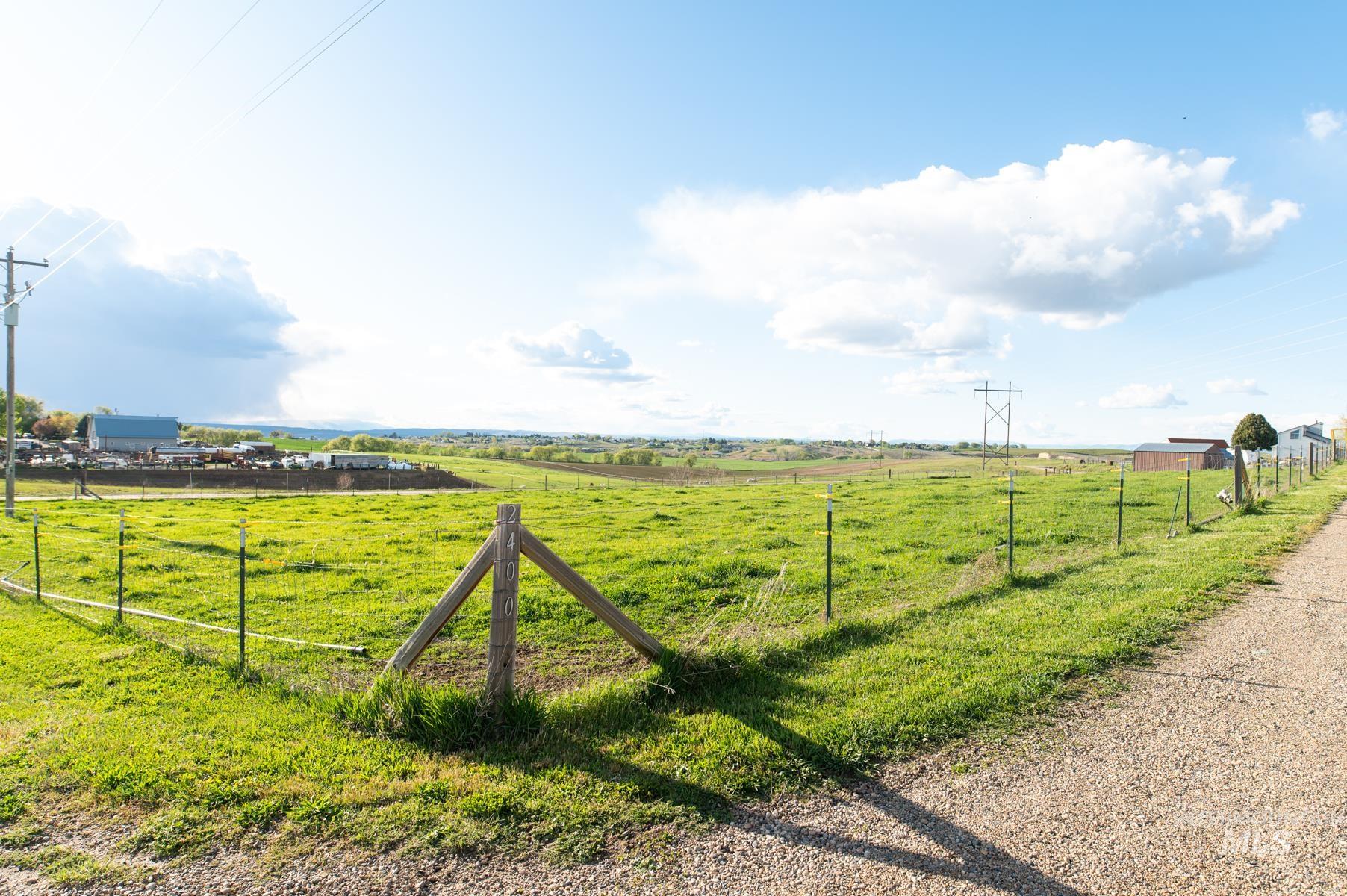 2400 Fairview Ave, Fruitland, Idaho 83619, 4 Bedrooms, 3 Bathrooms, Residential For Sale, Price $799,000,MLS 98982629