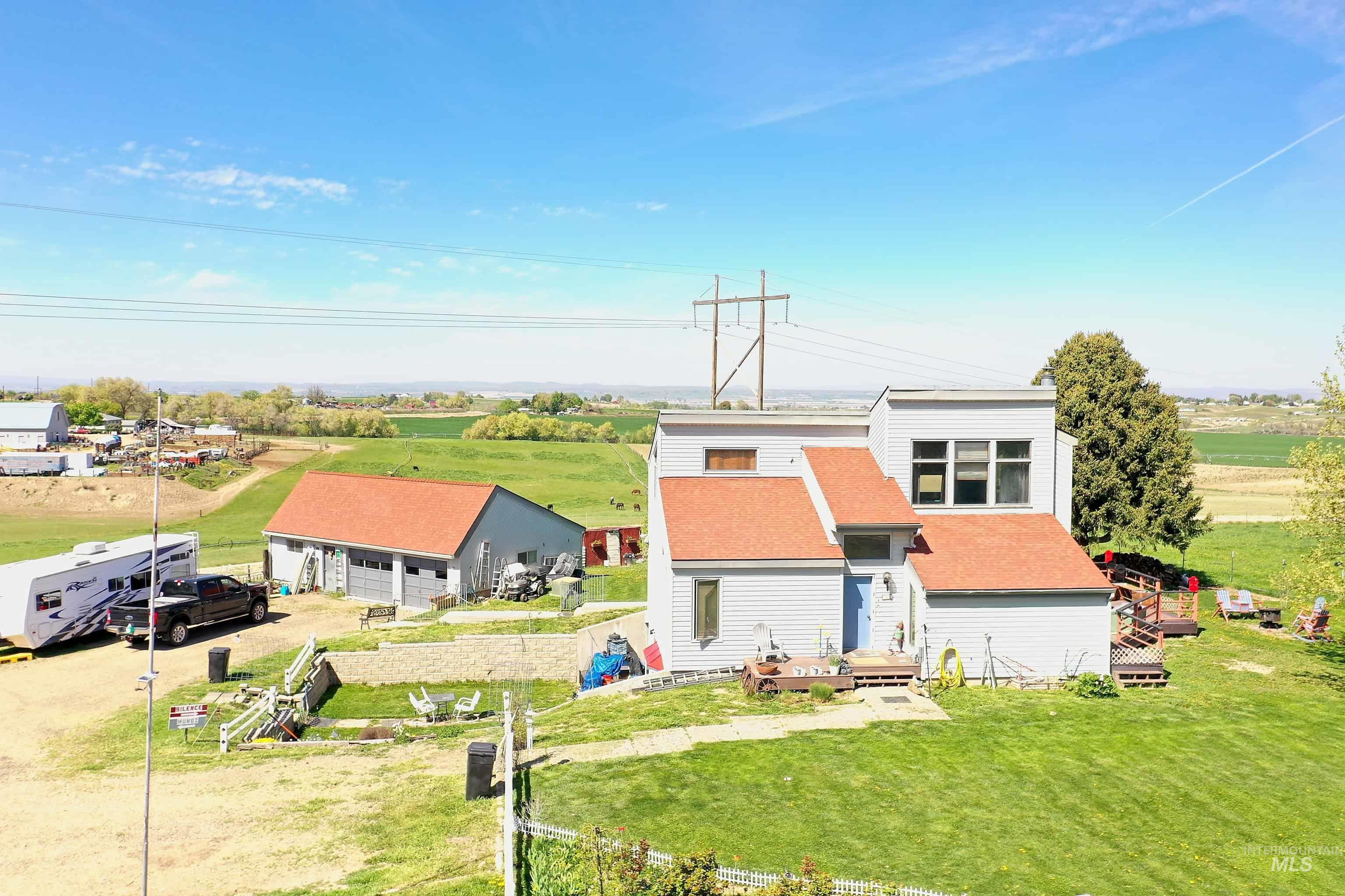 2400 Fairview Ave, Fruitland, Idaho 83619, 4 Bedrooms, 3 Bathrooms, Residential For Sale, Price $799,000,MLS 98982629