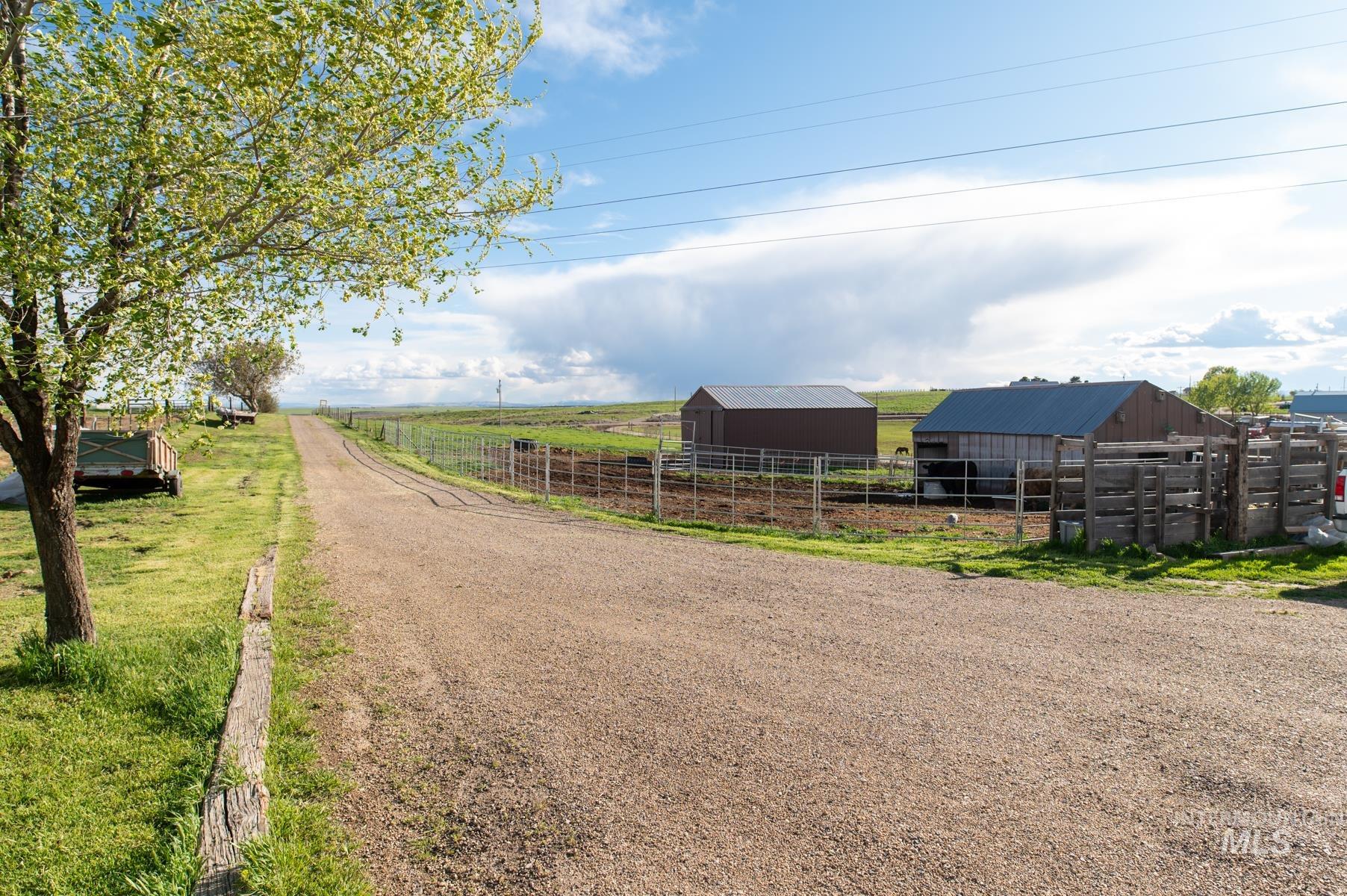 2400 Fairview Ave, Fruitland, Idaho 83619, 4 Bedrooms, 3 Bathrooms, Residential For Sale, Price $799,000,MLS 98982629