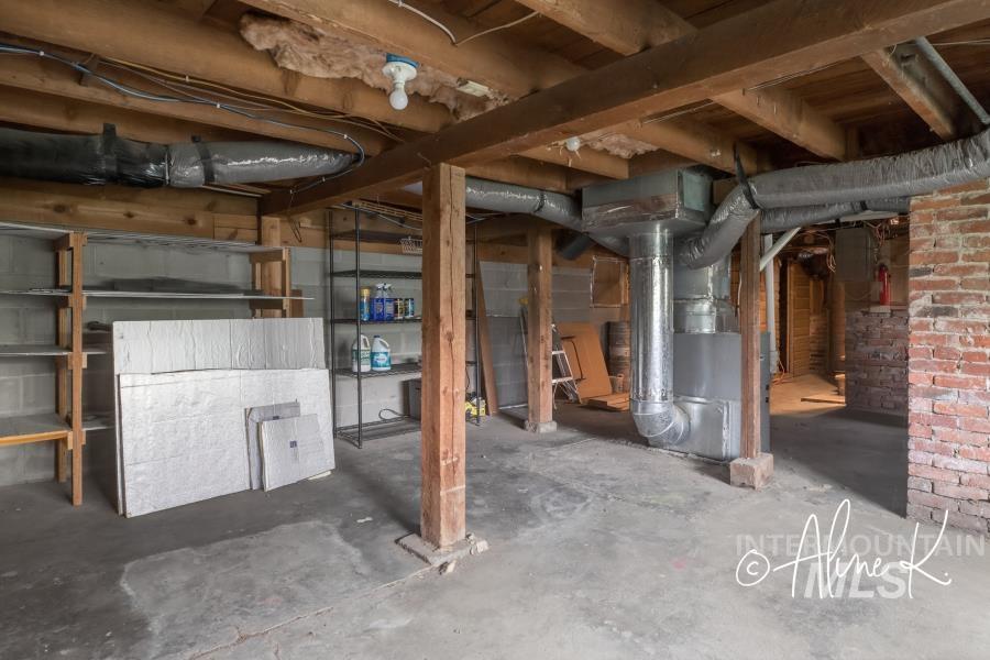 215 E A, Moscow, Idaho 83843, 3 Bedrooms, 1 Bathroom, Residential For Sale, Price $399,000,MLS 98982630