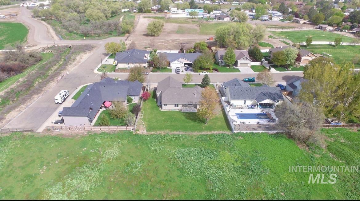 767 N Dorian Drive, Ontario, Oregon 97914, 5 Bedrooms, 2 Bathrooms, Residential For Sale, Price $499,900,MLS 98982631