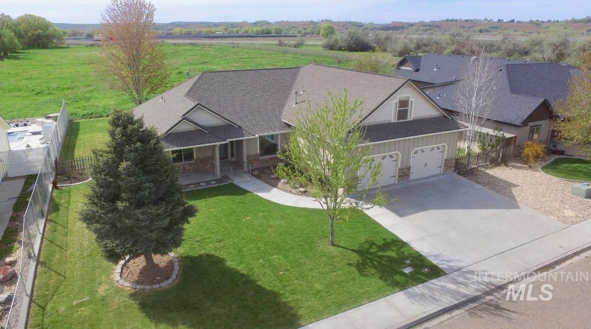 767 N Dorian Drive, Ontario, Oregon 97914, 5 Bedrooms, 2 Bathrooms, Residential For Sale, Price $499,900,MLS 98982631