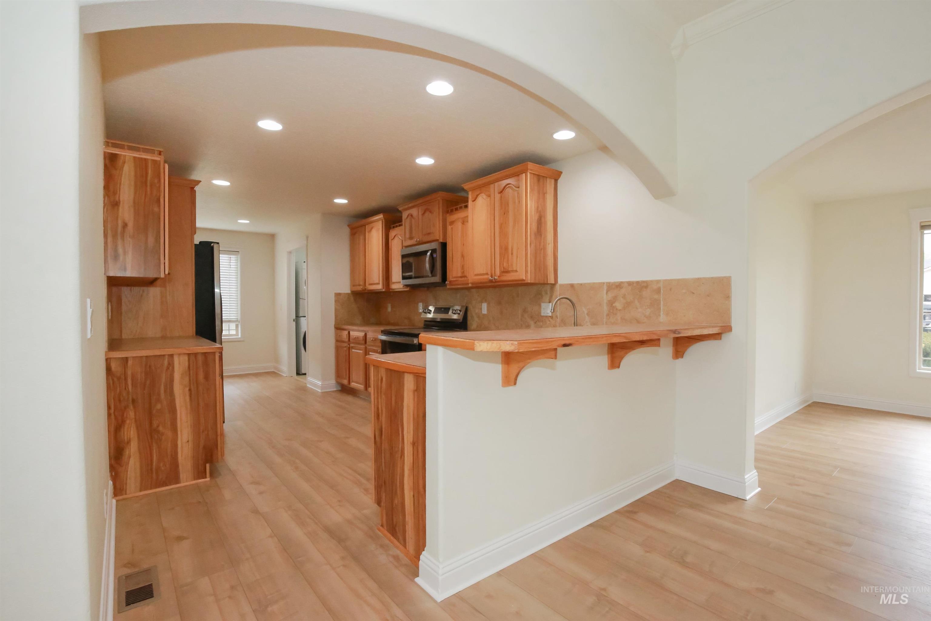 767 N Dorian Drive, Ontario, Oregon 97914, 5 Bedrooms, 2 Bathrooms, Residential For Sale, Price $499,900,MLS 98982631