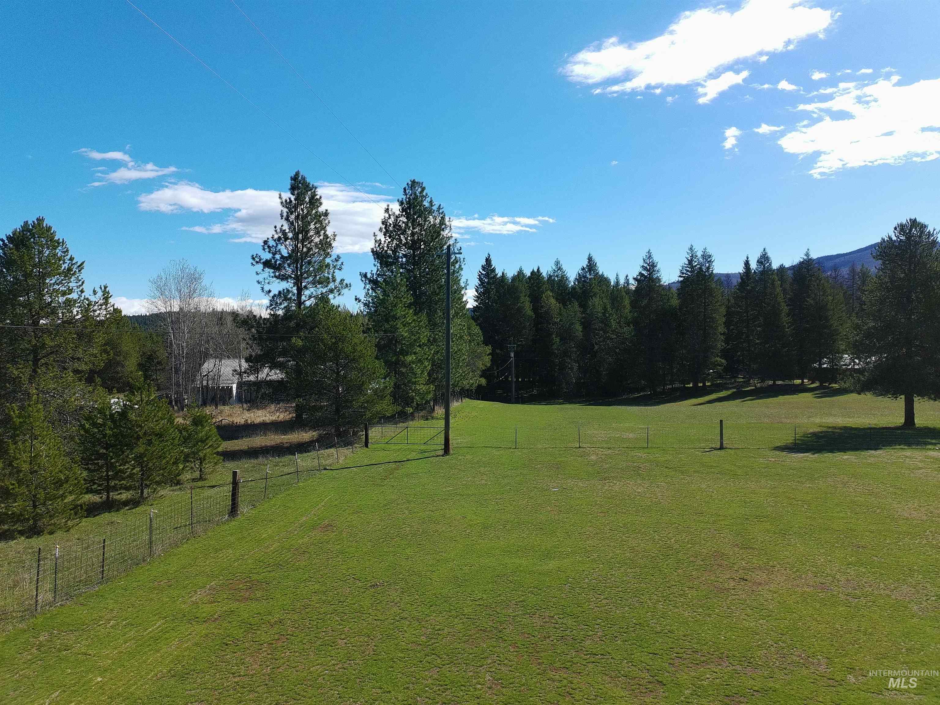 509 Doris, Oldtown, Idaho 83822, 2 Bedrooms, 2 Bathrooms, Residential For Sale, Price $450,000,MLS 98982632