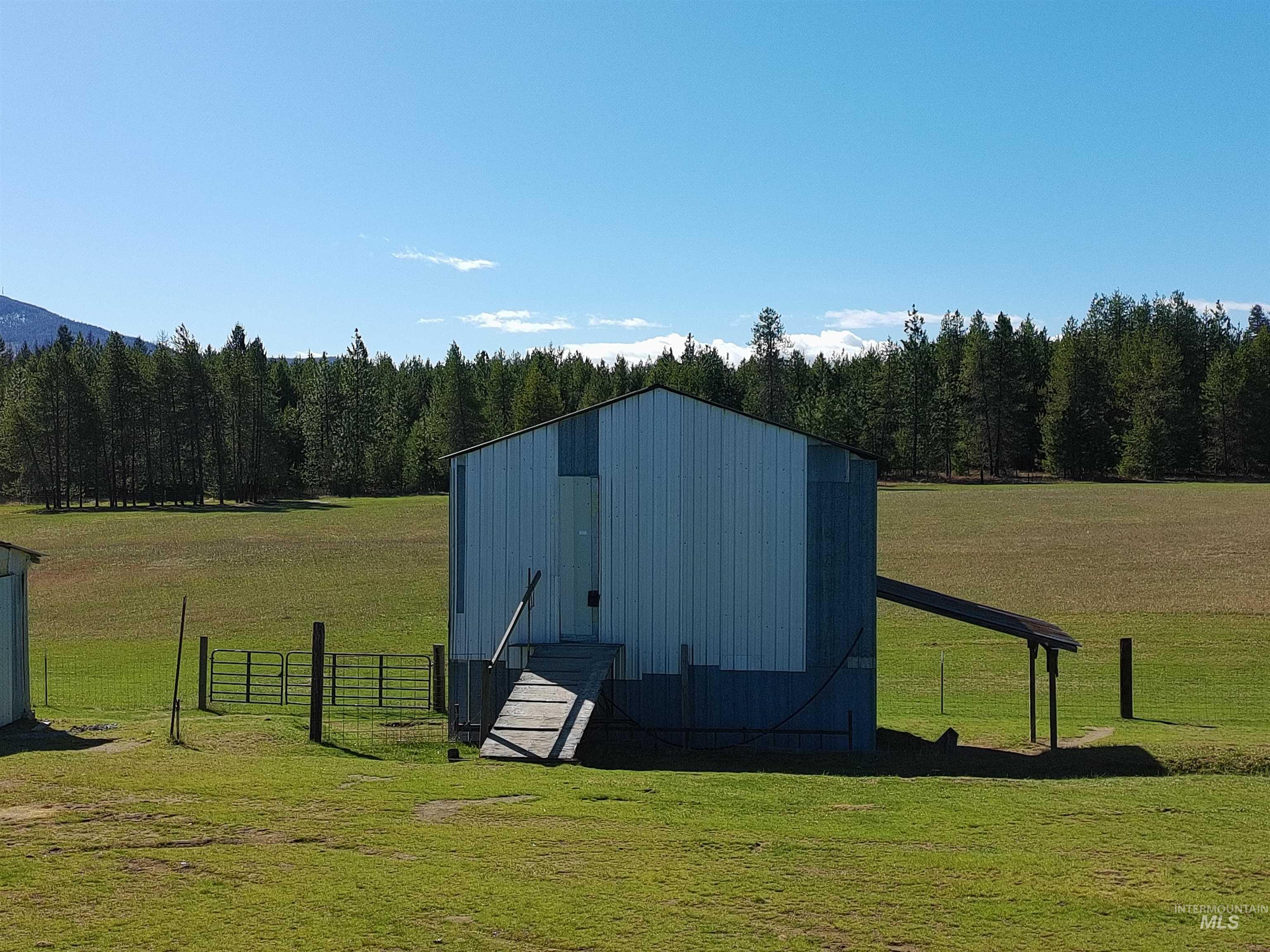 509 Doris, Oldtown, Idaho 83822, 2 Bedrooms, 2 Bathrooms, Residential For Sale, Price $450,000,MLS 98982632