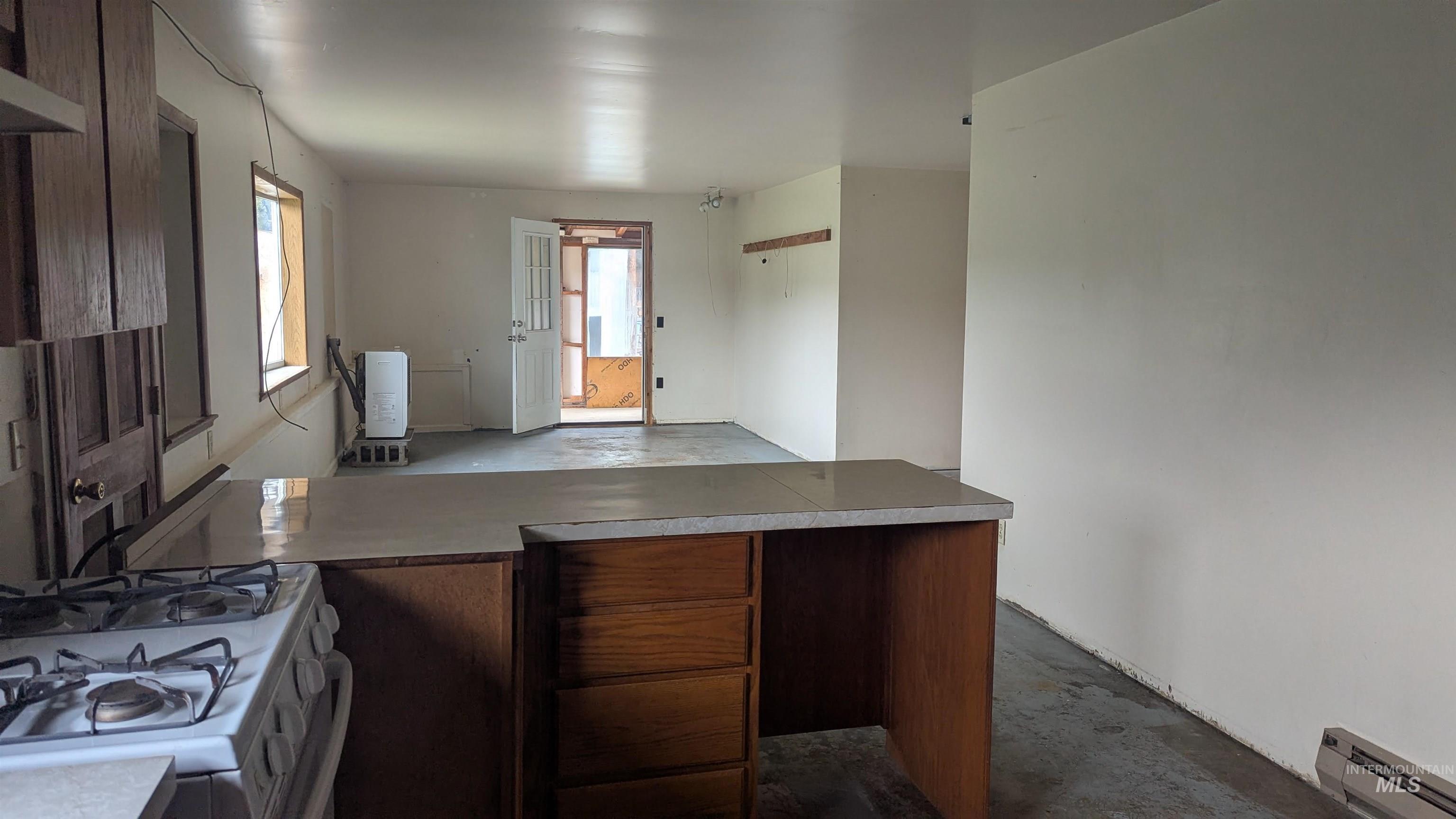 509 Doris, Oldtown, Idaho 83822, 2 Bedrooms, 2 Bathrooms, Residential For Sale, Price $450,000,MLS 98982632