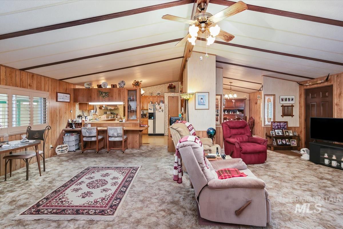 3624 S Licorice Pl, Boise, Idaho 83716, 3 Bedrooms, 2 Bathrooms, Residential For Sale, Price $285,000,MLS 98982634