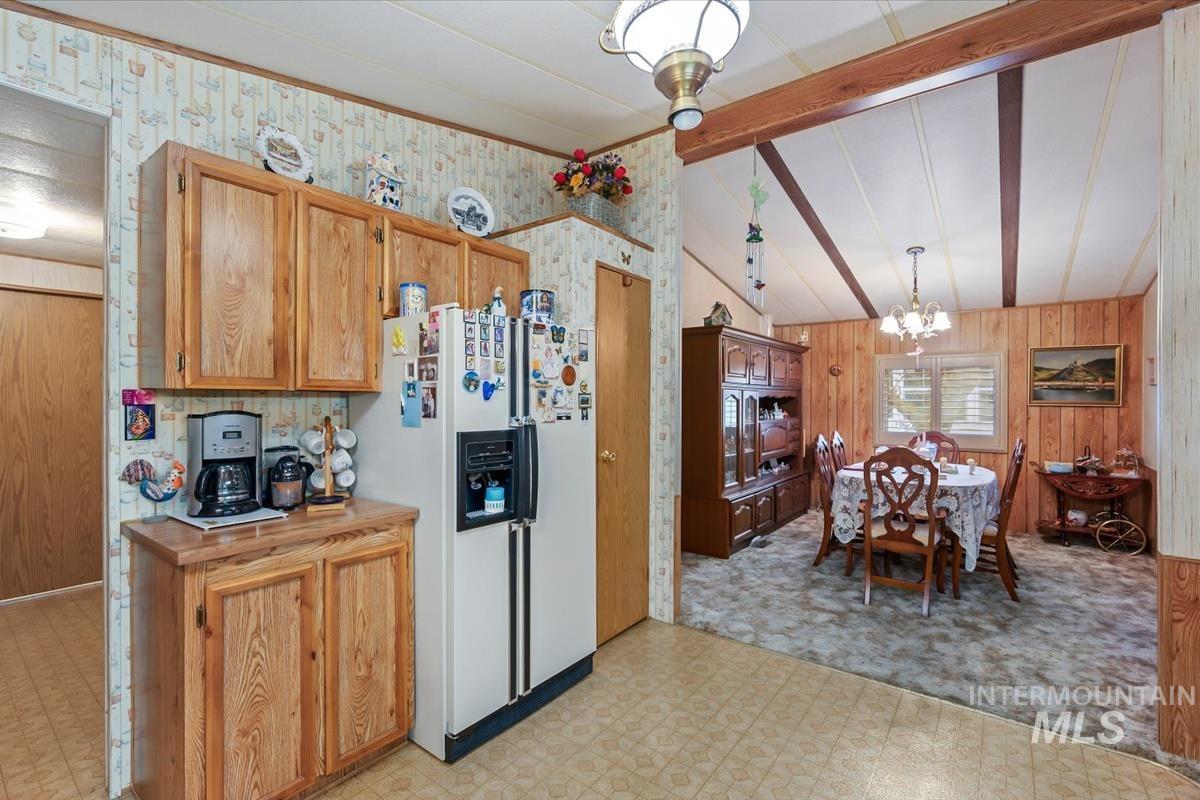 3624 S Licorice Pl, Boise, Idaho 83716, 3 Bedrooms, 2 Bathrooms, Residential For Sale, Price $285,000,MLS 98982634