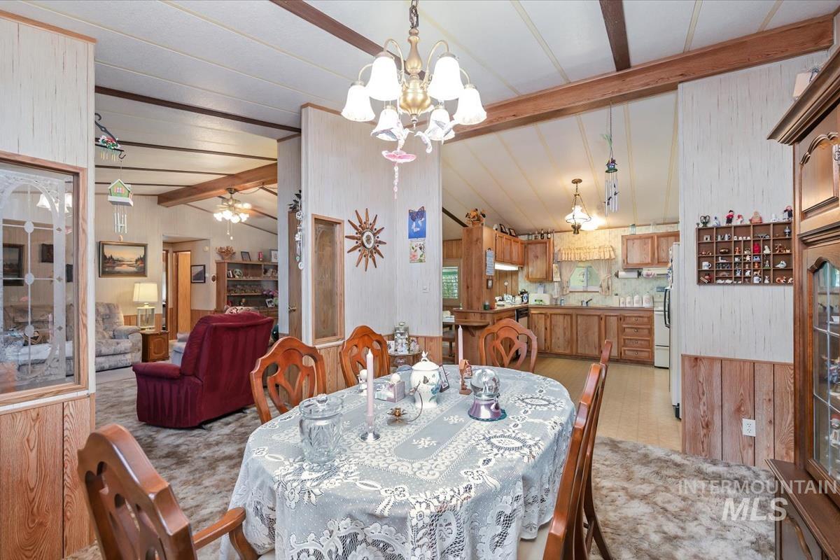 3624 S Licorice Pl, Boise, Idaho 83716, 3 Bedrooms, 2 Bathrooms, Residential For Sale, Price $285,000,MLS 98982634