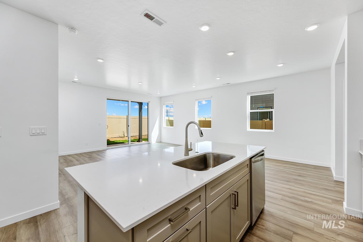 1772 N Big Star Ave, Eagle, Idaho 83616, 4 Bedrooms, 3 Bathrooms, Residential For Sale, Price $467,900,MLS 98982636