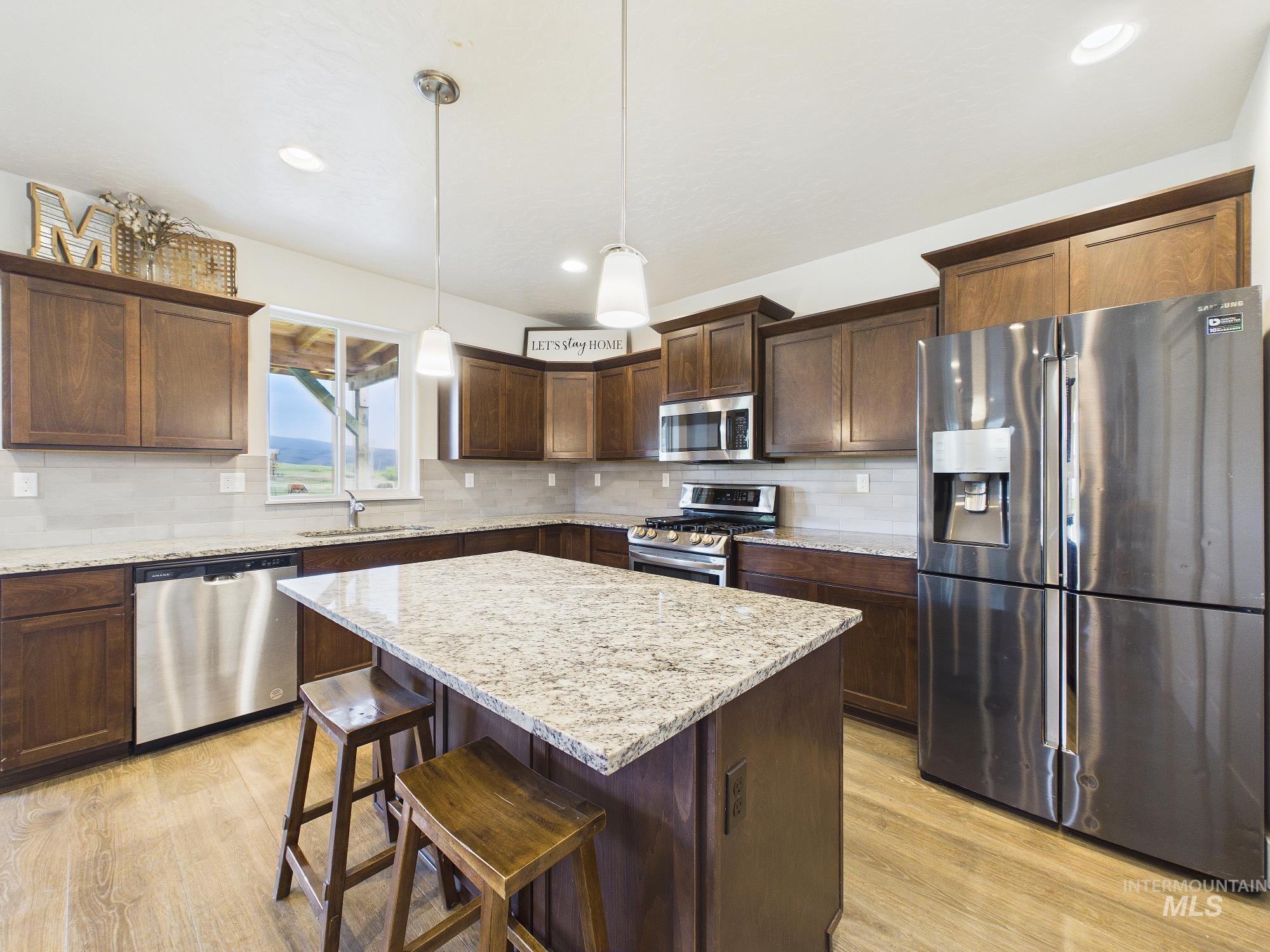 7210 Sweet Ola Hwy, Sweet, Idaho 83670, 5 Bedrooms, 4 Bathrooms, Residential For Sale, Price $1,100,000, 98982637