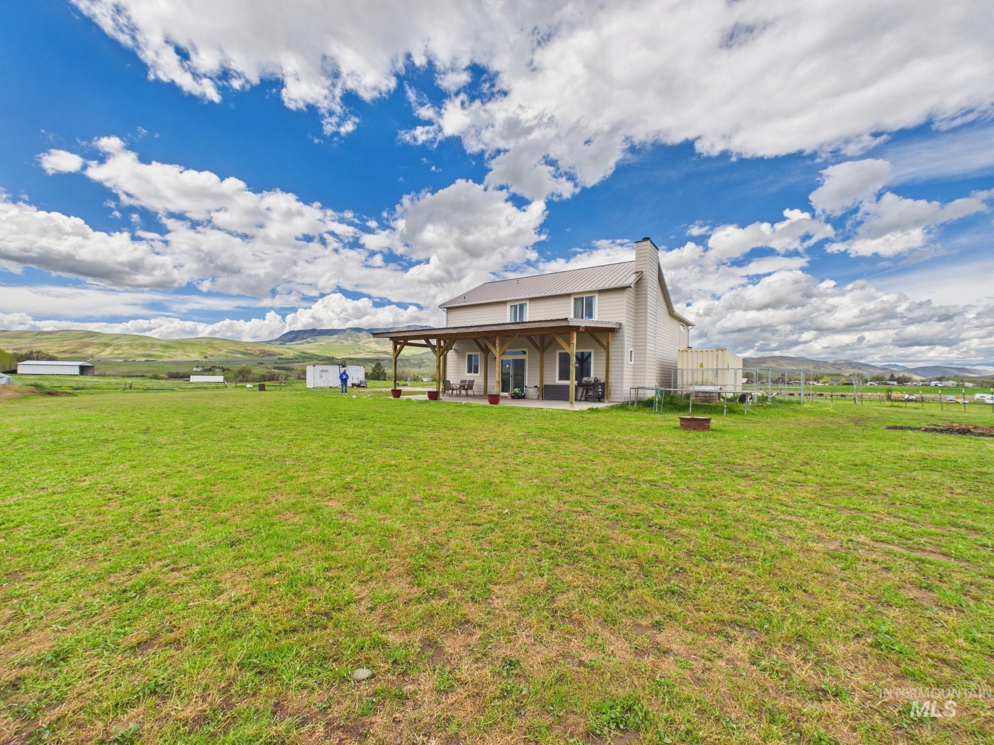 7210 Sweet Ola Hwy, Sweet, Idaho 83670, 5 Bedrooms, 4 Bathrooms, Residential For Sale, Price $1,100,000, 98982637