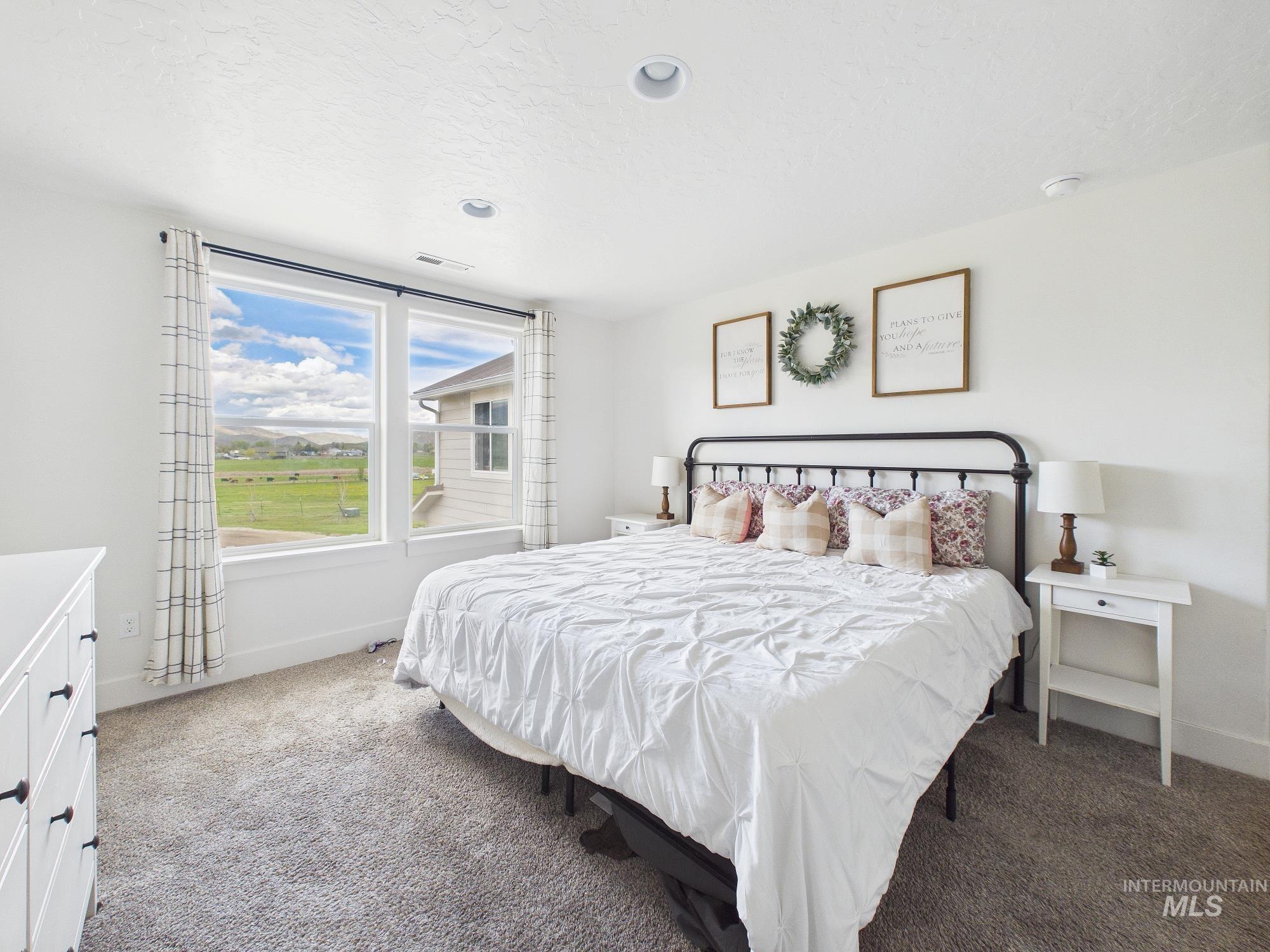 7210 Sweet Ola Hwy, Sweet, Idaho 83670, 5 Bedrooms, 4 Bathrooms, Residential For Sale, Price $1,100,000, 98982637