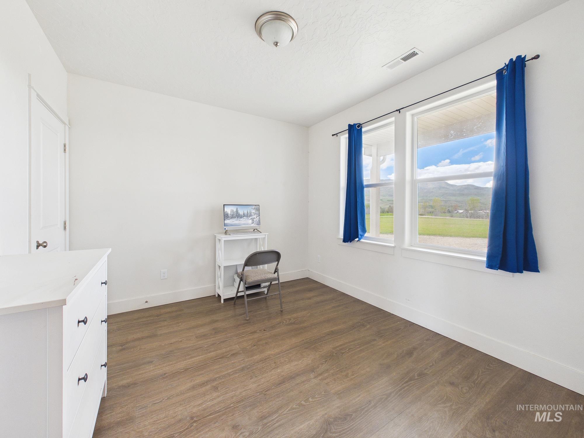 7210 Sweet Ola Hwy, Sweet, Idaho 83670, 5 Bedrooms, 4 Bathrooms, Residential For Sale, Price $1,100,000, 98982637