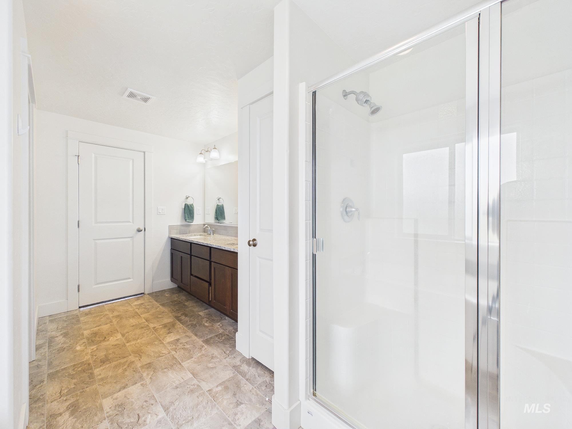 7210 Sweet Ola Hwy, Sweet, Idaho 83670, 5 Bedrooms, 4 Bathrooms, Residential For Sale, Price $1,100,000, 98982637