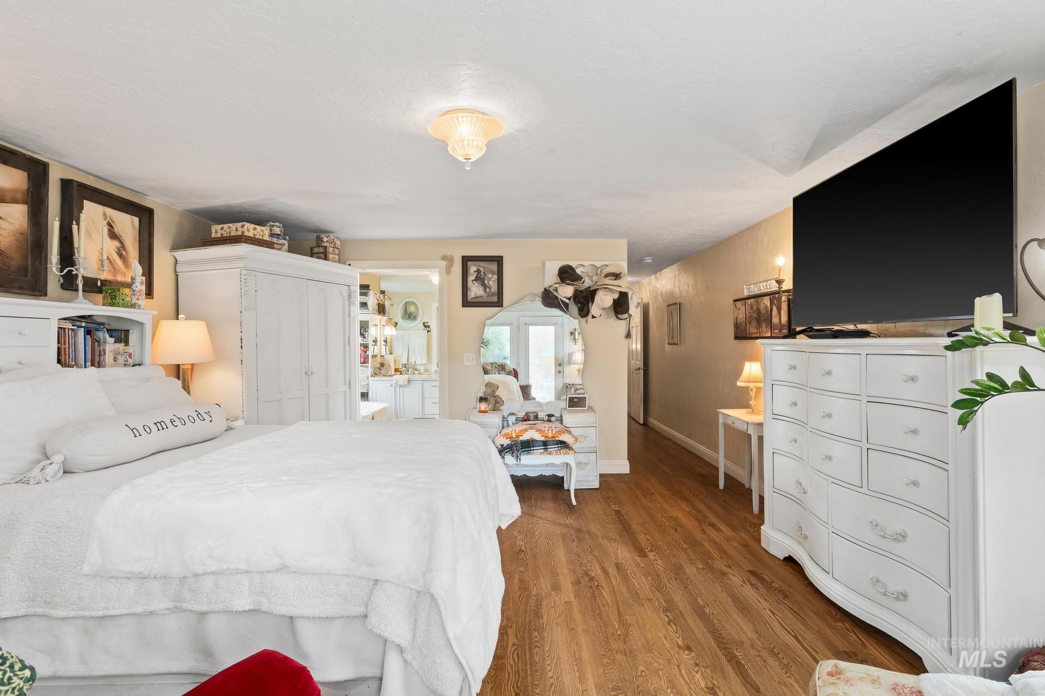 9325 W Wright St, Boise, Idaho 83709, 5 Bedrooms, 3 Bathrooms, Residential For Sale, Price $1,274,900, 98982639