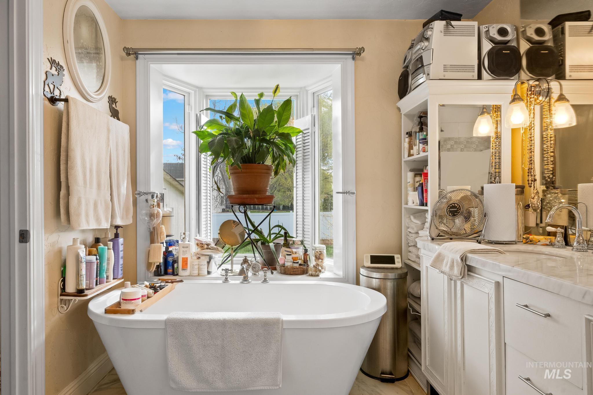 9325 W Wright St, Boise, Idaho 83709, 5 Bedrooms, 3 Bathrooms, Residential For Sale, Price $1,274,900, 98982639