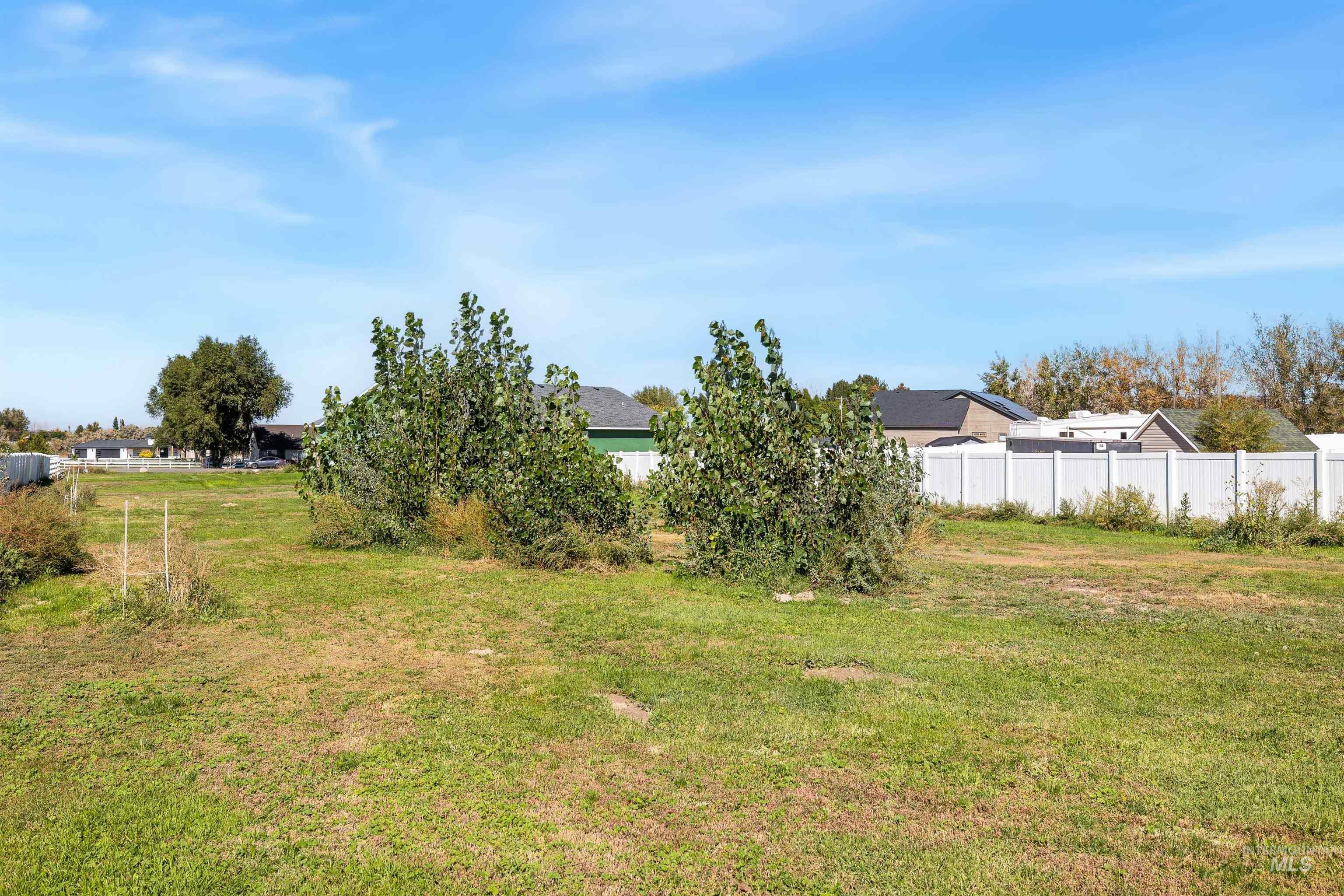 2495 E 3758 N, Twin Falls, Idaho 83301, 4 Bedrooms, 2 Bathrooms, Residential For Sale, Price $530,000,MLS 98982640