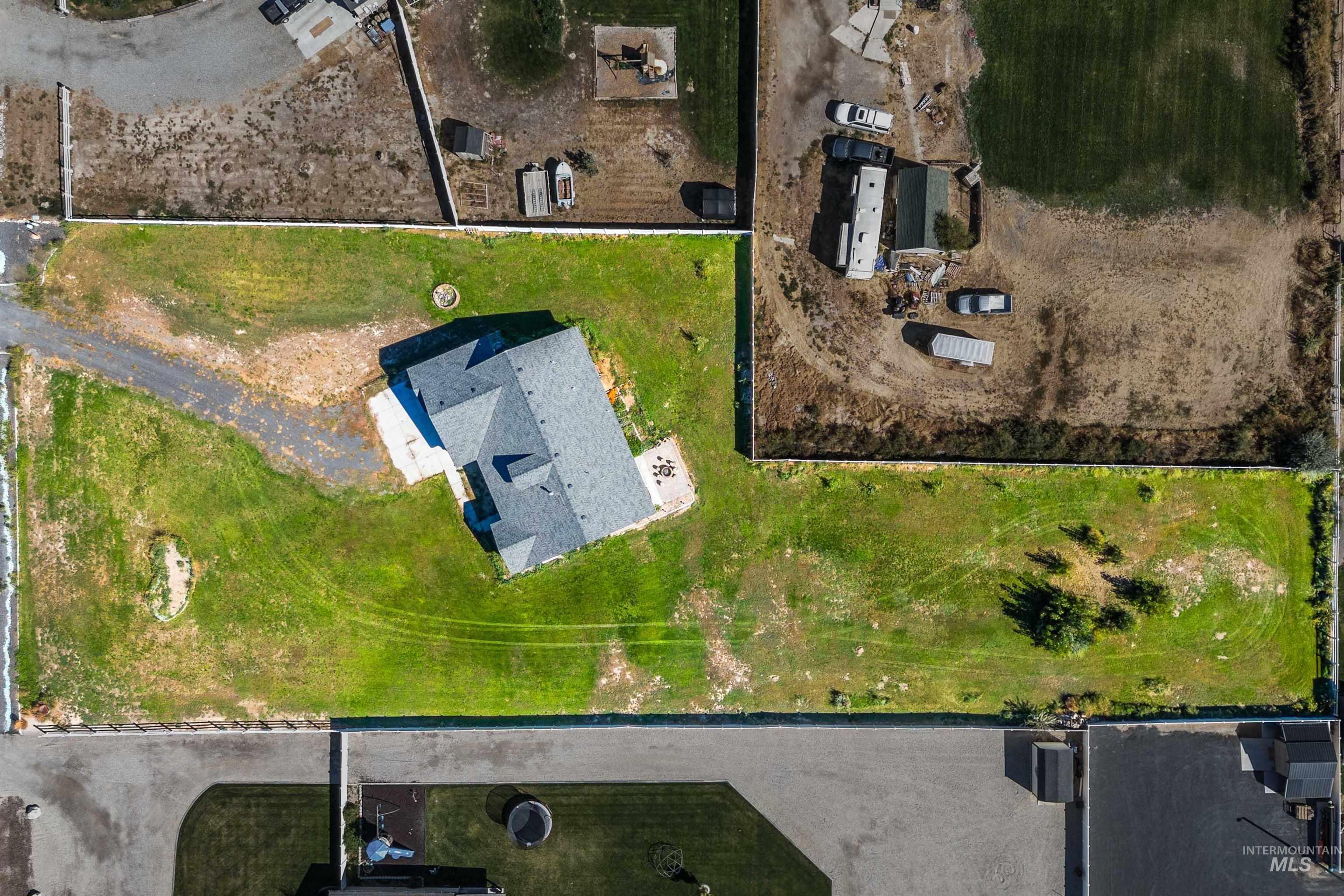2495 E 3758 N, Twin Falls, Idaho 83301, 4 Bedrooms, 2 Bathrooms, Residential For Sale, Price $530,000,MLS 98982640
