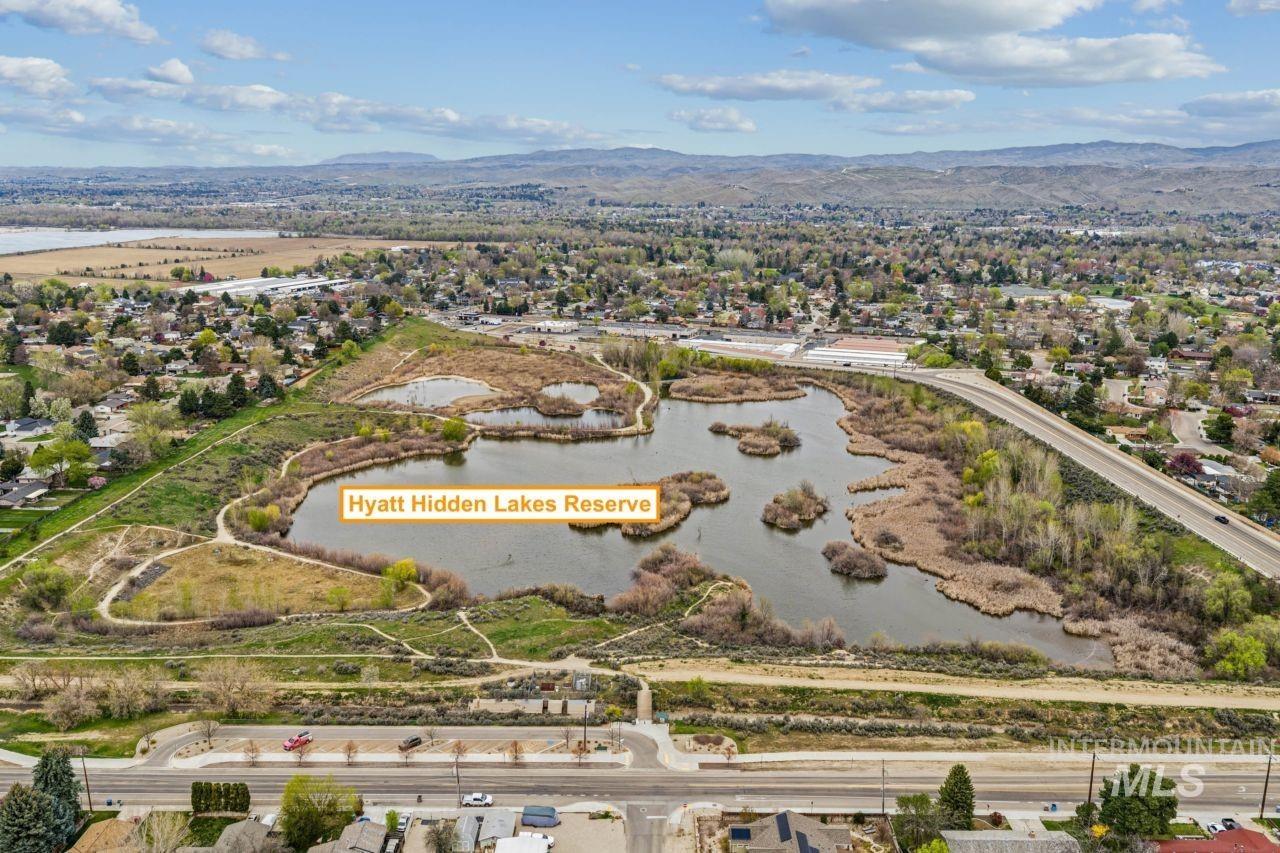3840 N Jackie Ln, Boise, Idaho 83704, 3 Bedrooms, 1 Bathroom, Residential For Sale, Price $369,900,MLS 98982642