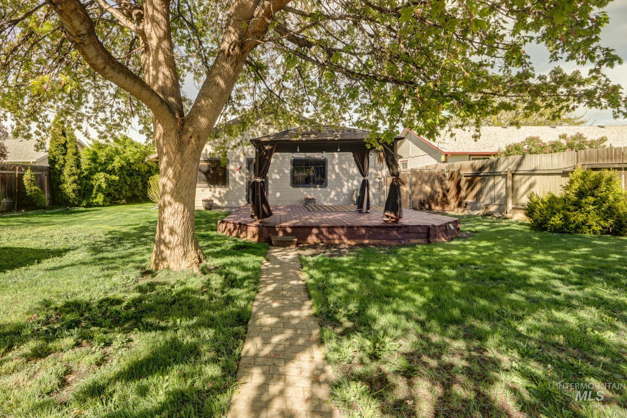 1774 N Jericho Rd, Meridian, Idaho 83646-1858, 3 Bedrooms, 2 Bathrooms, Residential For Sale, Price $449,000,MLS 98982646