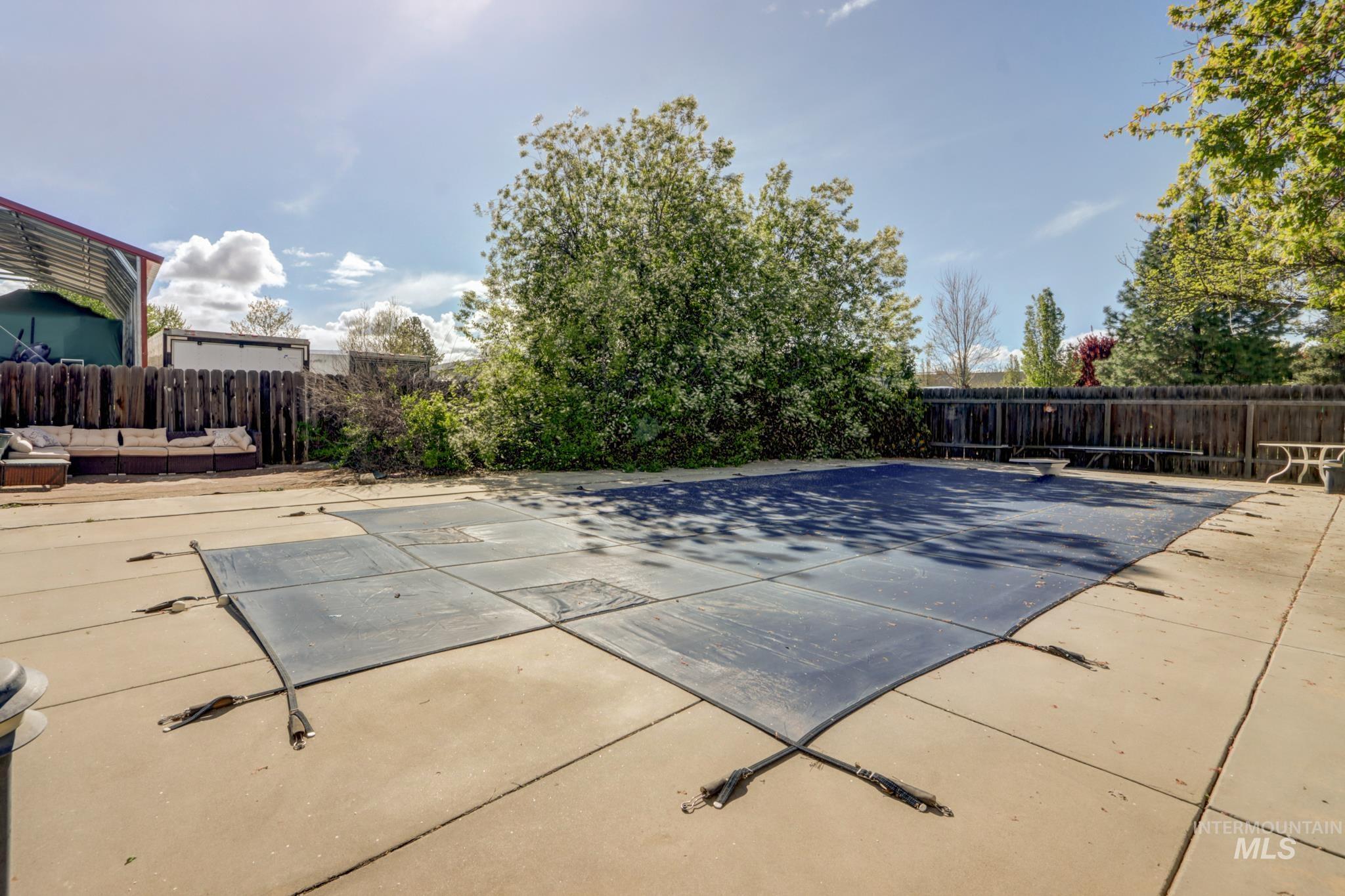 1774 N Jericho Rd, Meridian, Idaho 83646-1858, 3 Bedrooms, 2 Bathrooms, Residential For Sale, Price $449,000,MLS 98982646