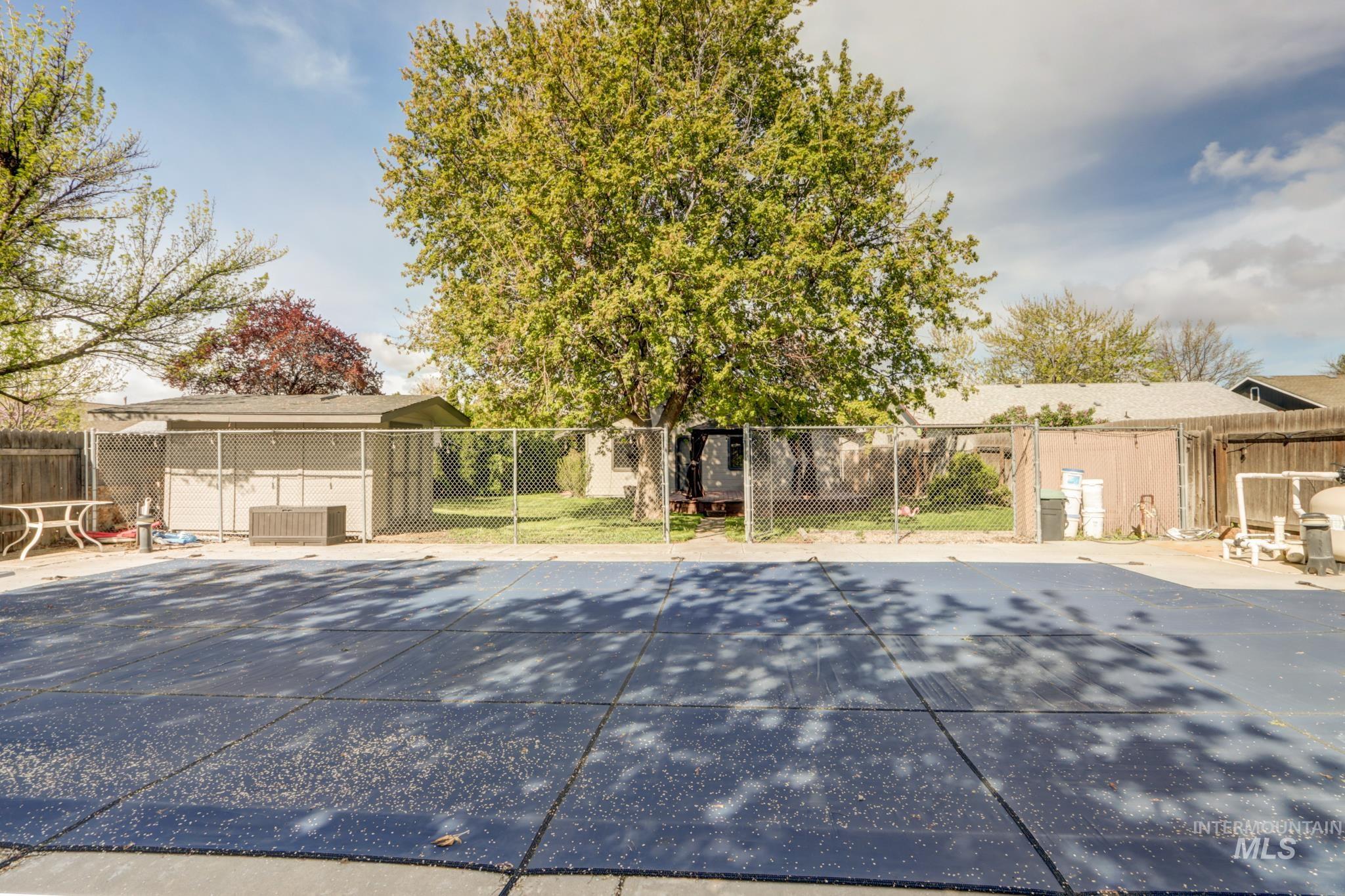 1774 N Jericho Rd, Meridian, Idaho 83646-1858, 3 Bedrooms, 2 Bathrooms, Residential For Sale, Price $449,000,MLS 98982646