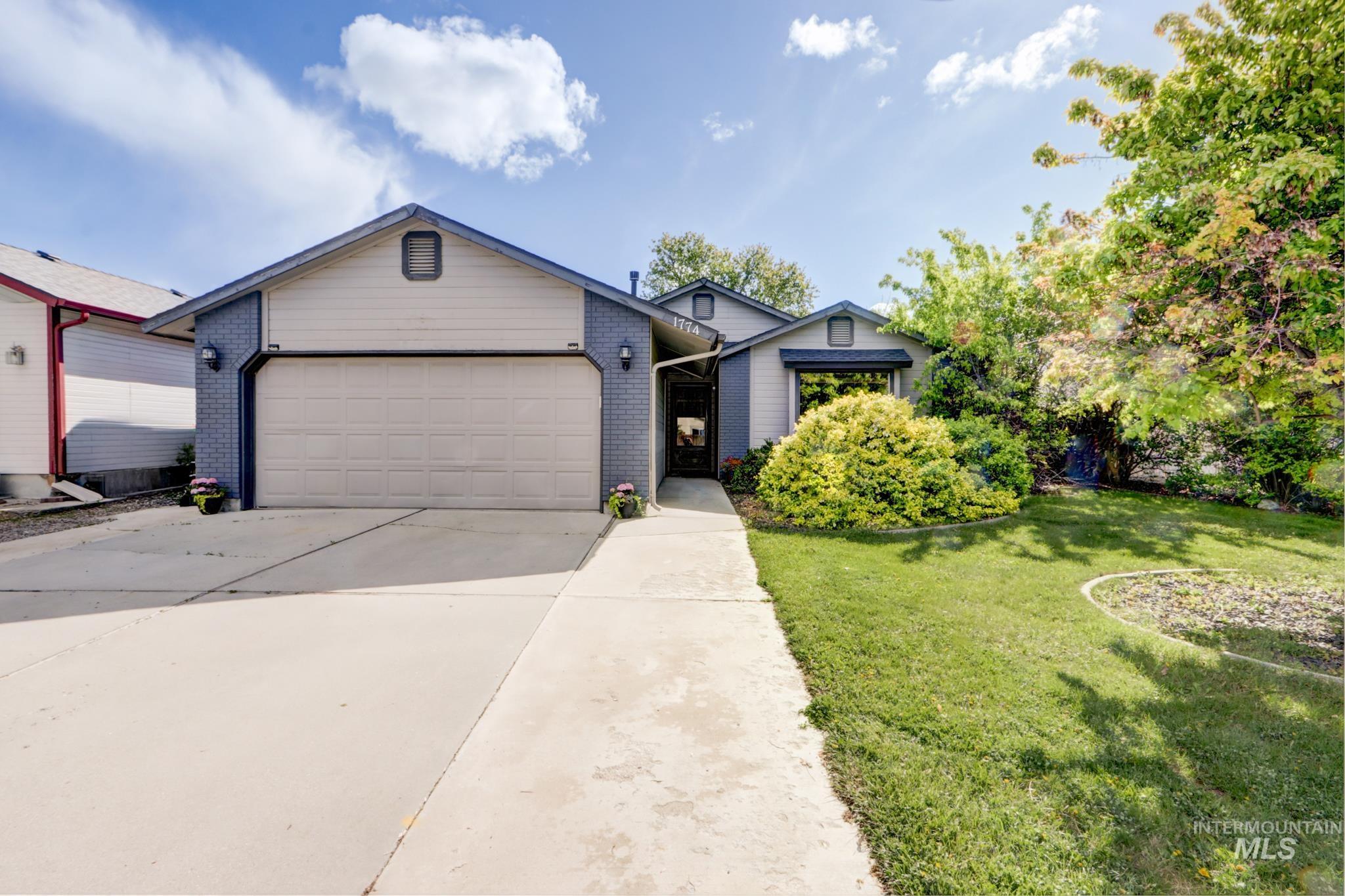 1774 N Jericho Rd, Meridian, Idaho 83646-1858, 3 Bedrooms, 2 Bathrooms, Residential For Sale, Price $449,000,MLS 98982646