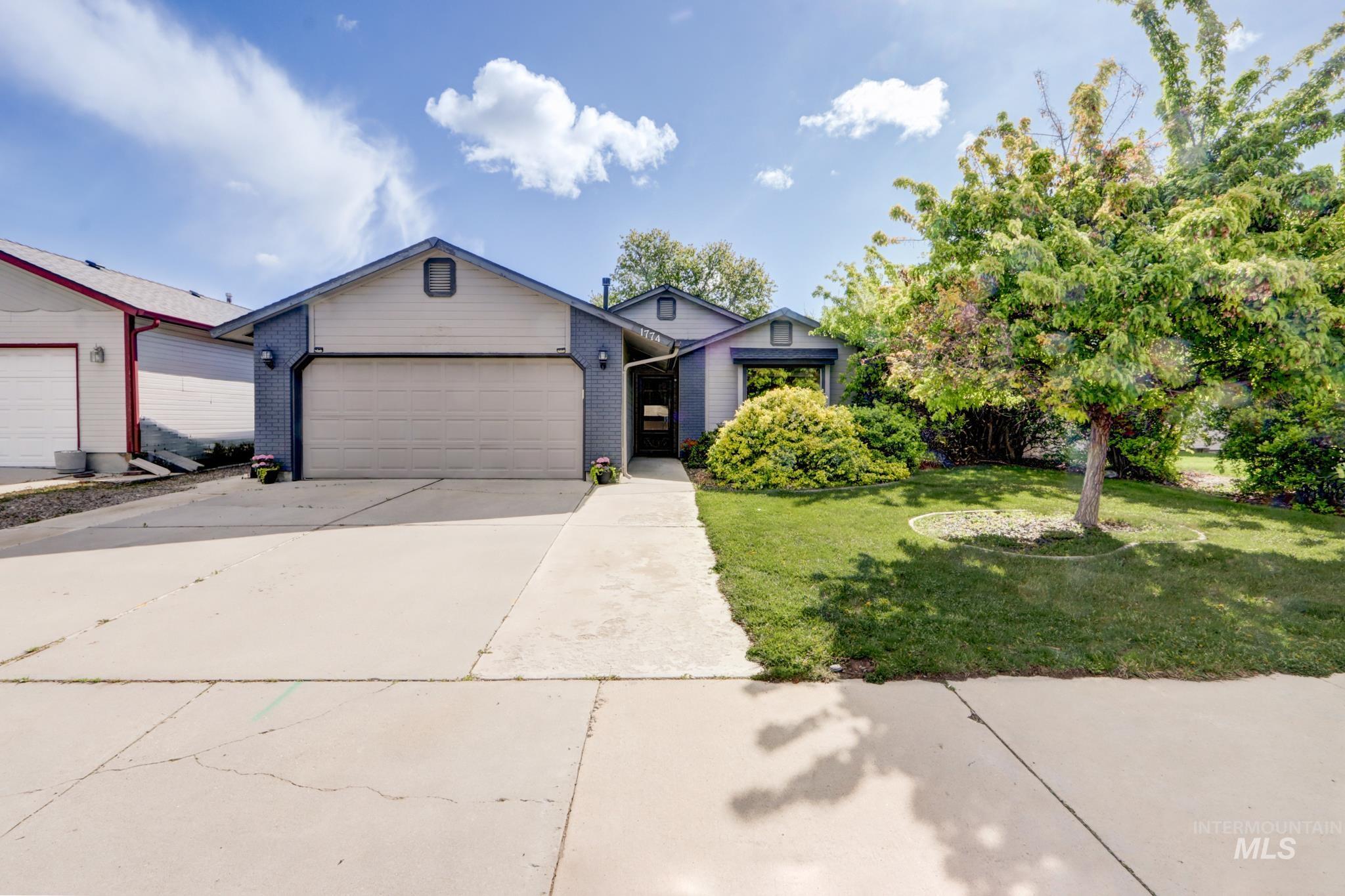 1774 N Jericho Rd, Meridian, Idaho 83646-1858, 3 Bedrooms, 2 Bathrooms, Residential For Sale, Price $449,000,MLS 98982646