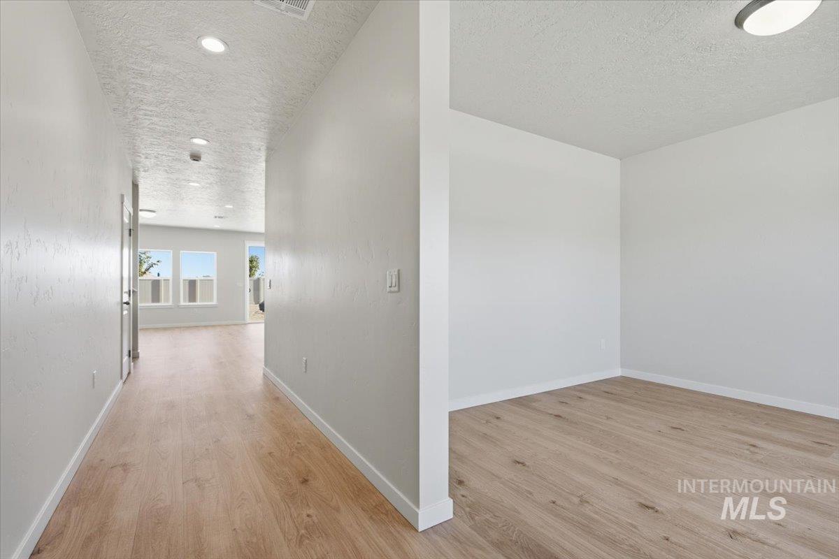 1920 Windhelm St, Caldwell, Idaho 83607, 4 Bedrooms, 2.5 Bathrooms, Residential For Sale, Price $469,990,MLS 98982650