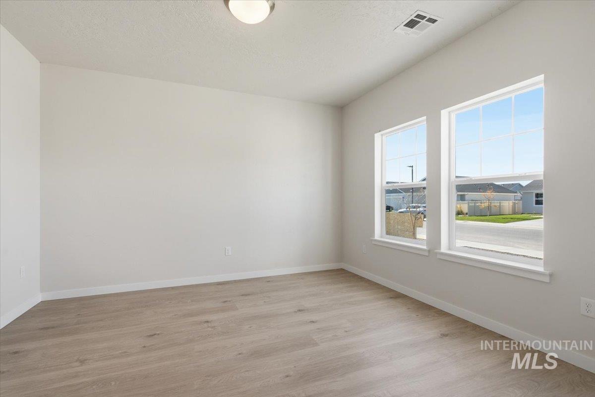 1920 Windhelm St, Caldwell, Idaho 83607, 4 Bedrooms, 2.5 Bathrooms, Residential For Sale, Price $469,990,MLS 98982650
