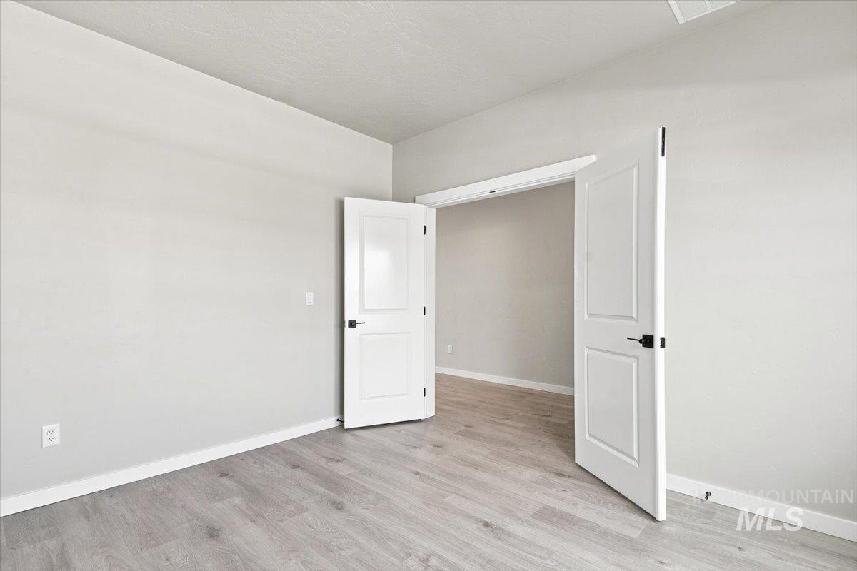 1920 Windhelm St, Caldwell, Idaho 83607, 4 Bedrooms, 2.5 Bathrooms, Residential For Sale, Price $489,990,MLS 98982650