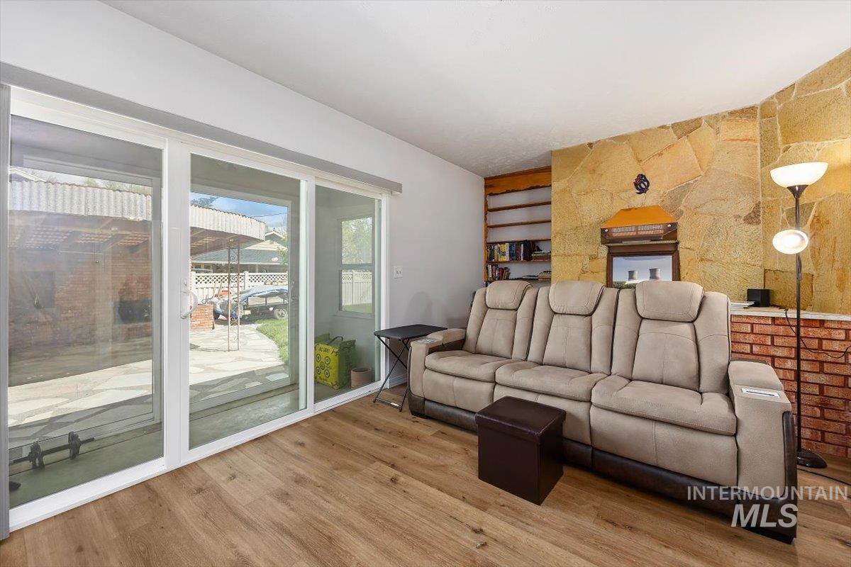 2012 21st, Heyburn, Idaho 83336, 3 Bedrooms, 2.5 Bathrooms, Residential For Sale, Price $375,000, 98982653